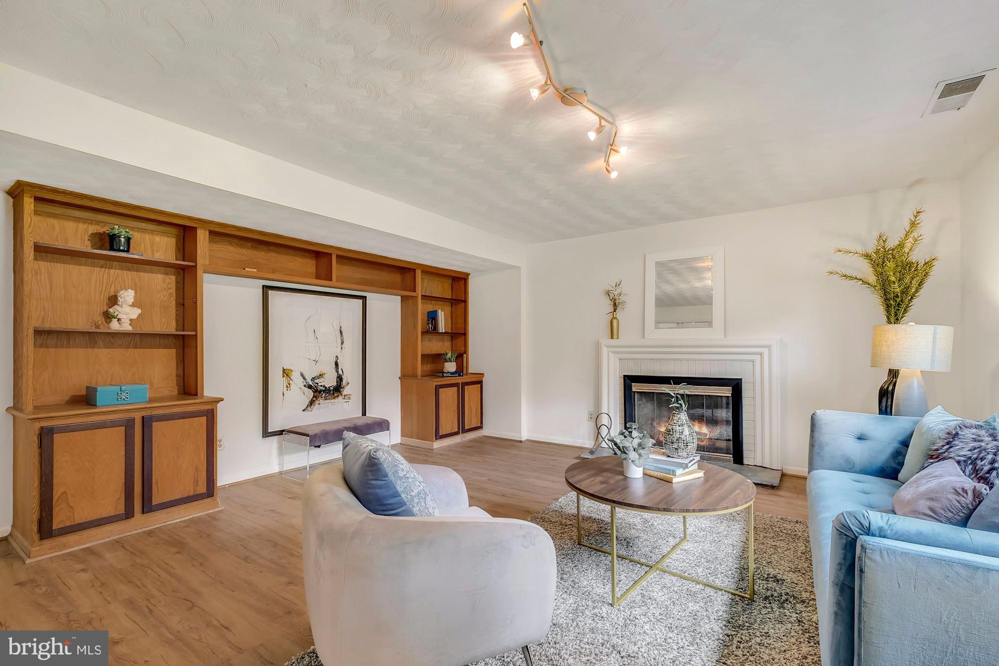 FALLS ORCHARD - Residential