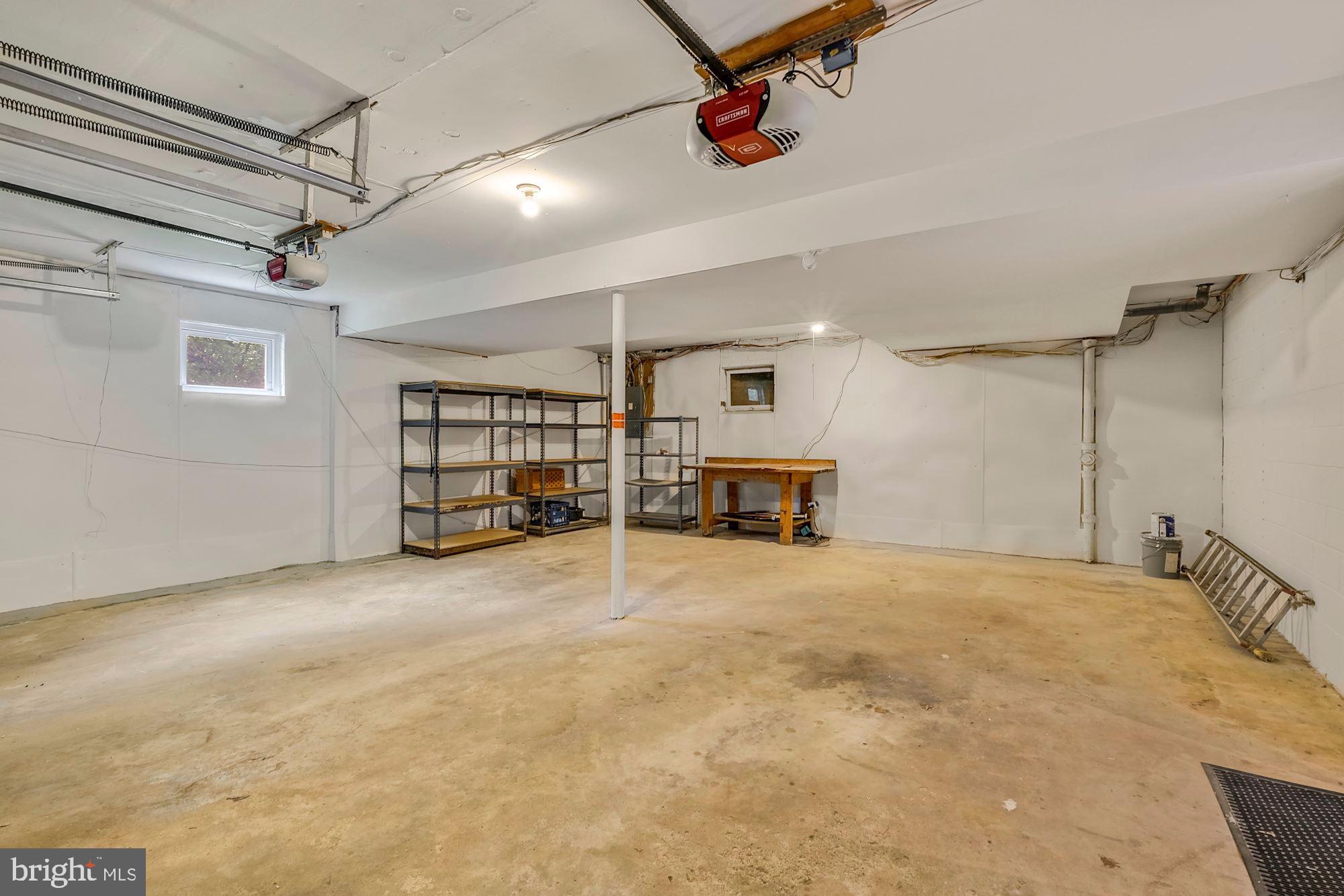 FALLS ORCHARD - Residential