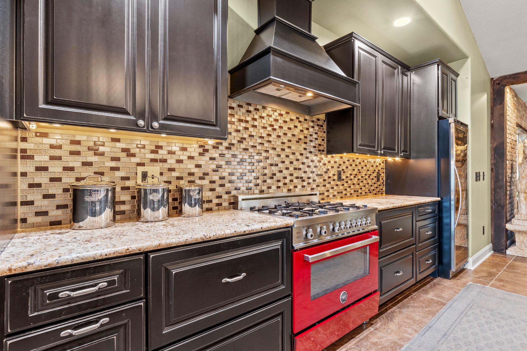 LAUXMONT FARMS - Residential
