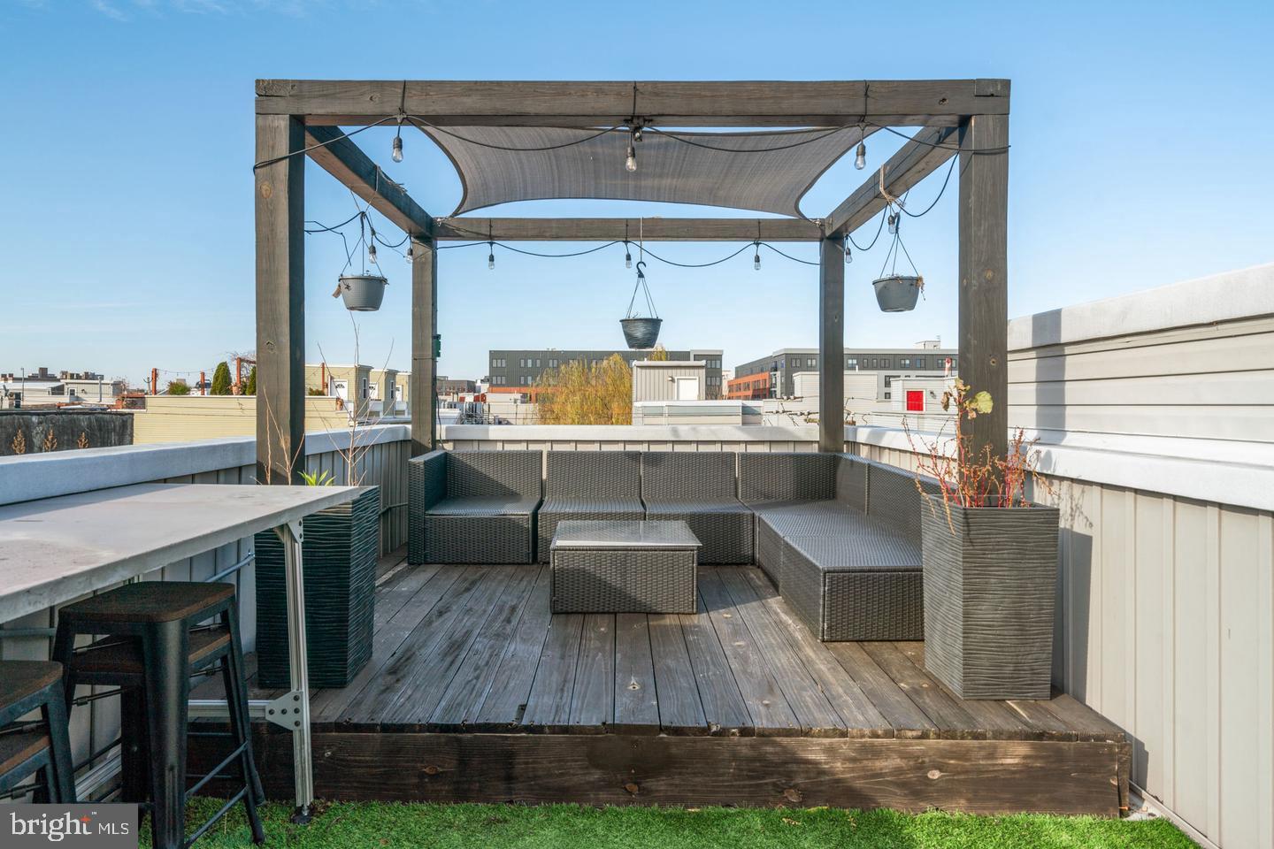 FISHTOWN - Residential Lease