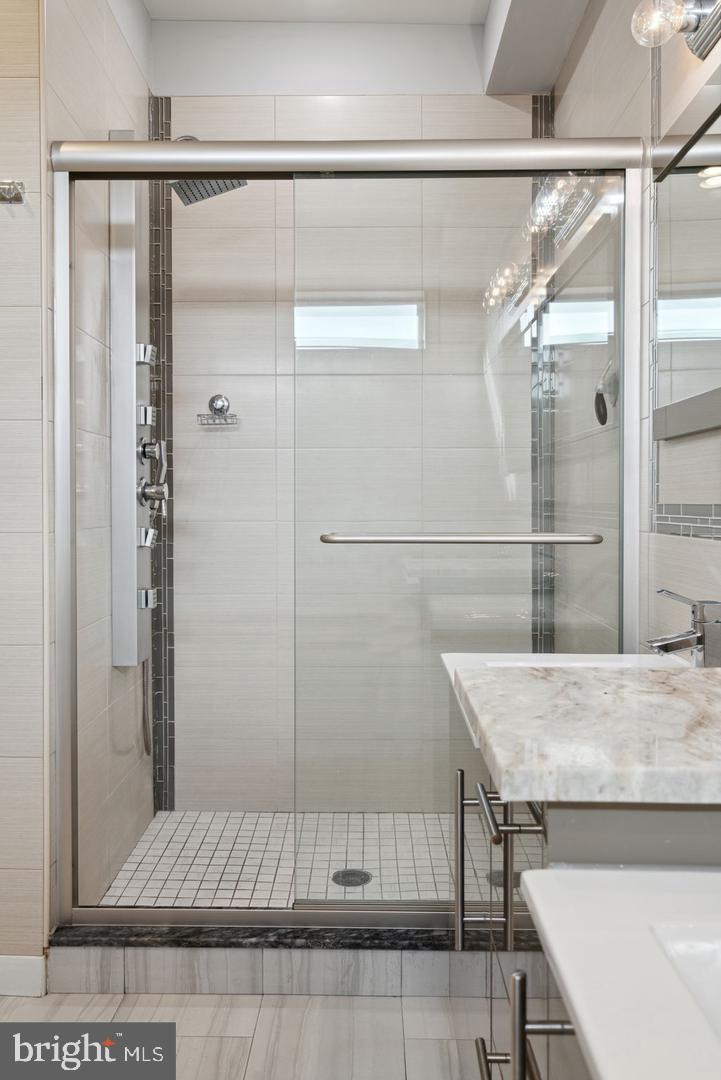 FISHTOWN - Residential Lease