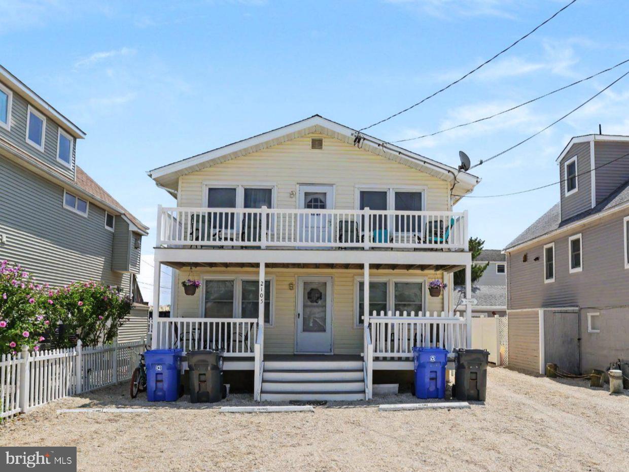 2105 S BAY AVENUE
