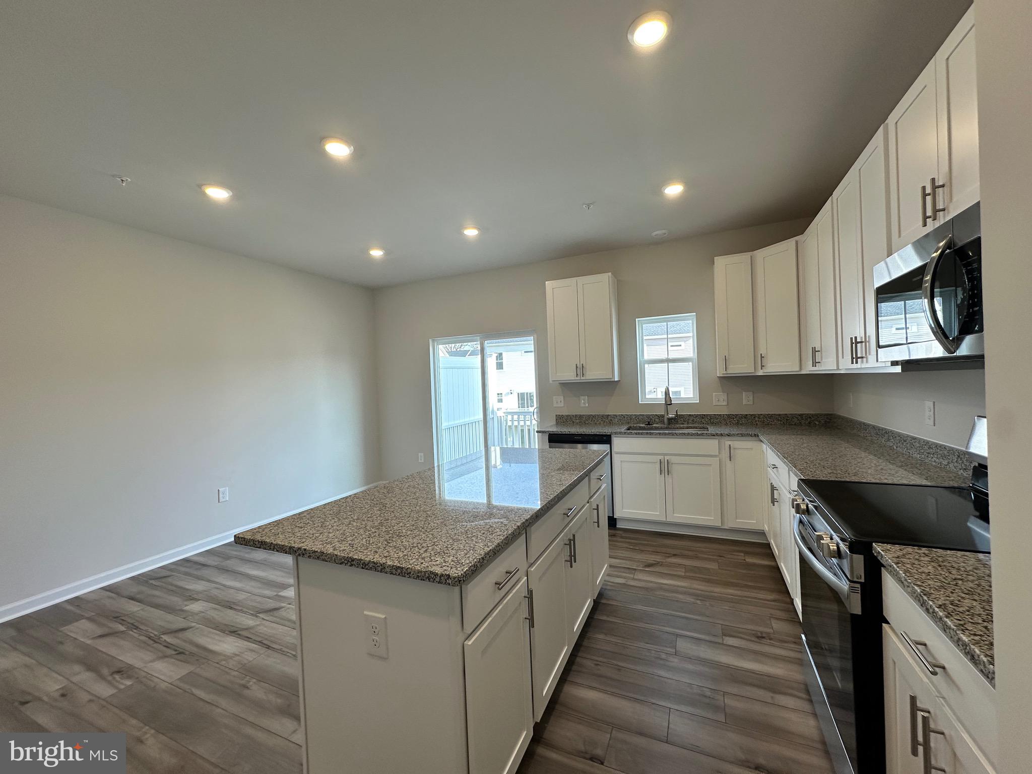 ST CHARLES - Residential