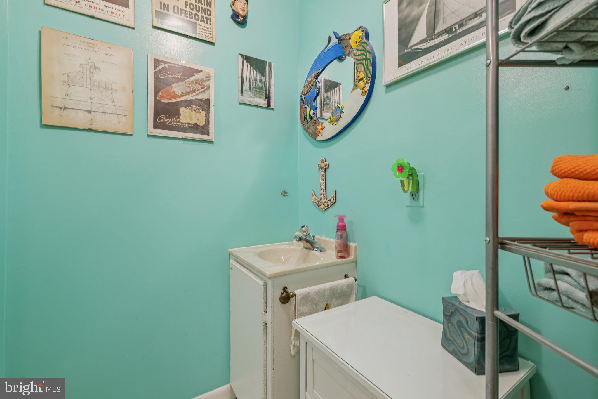 MIDDLE RIVER - Residential