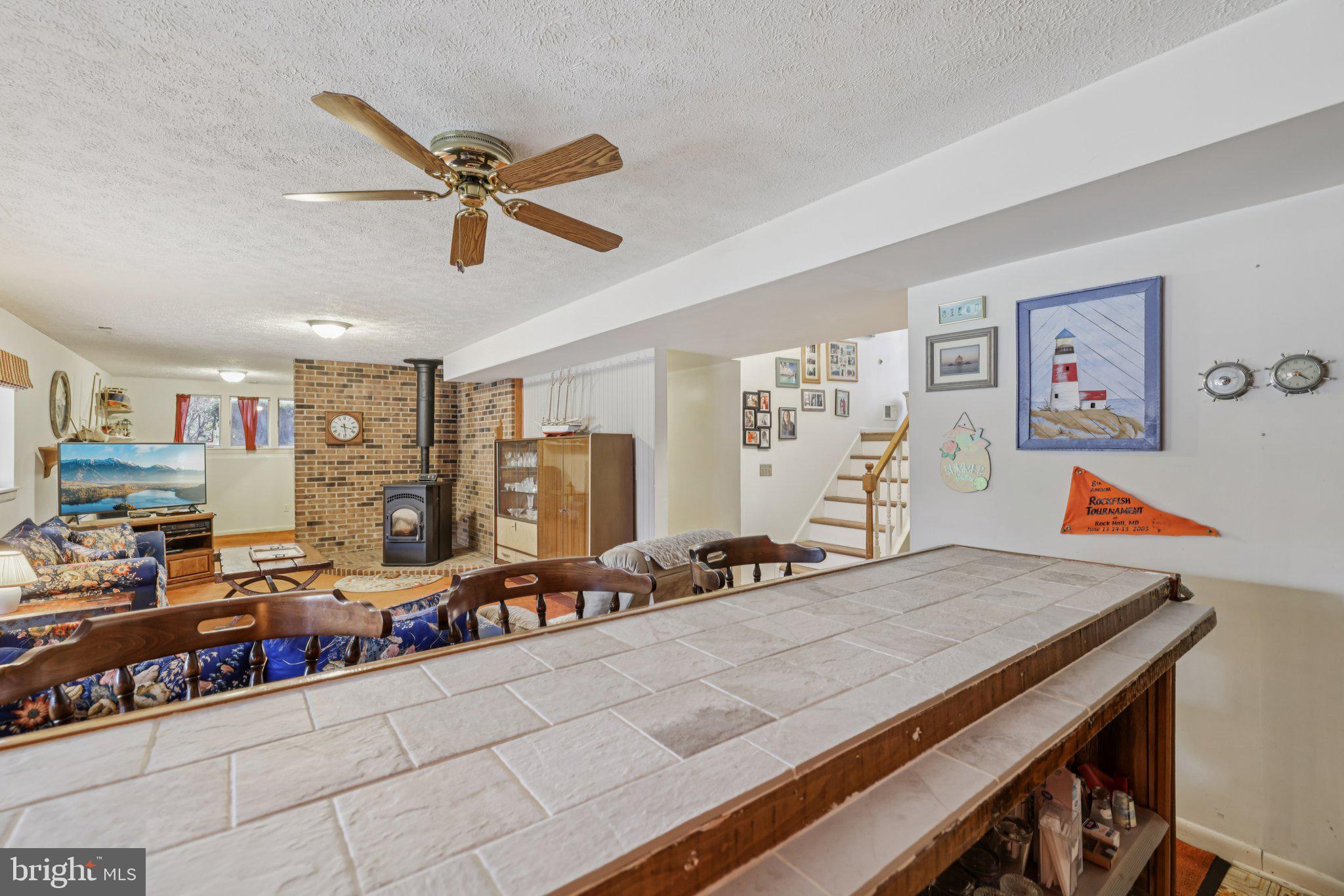 MIDDLE RIVER - Residential