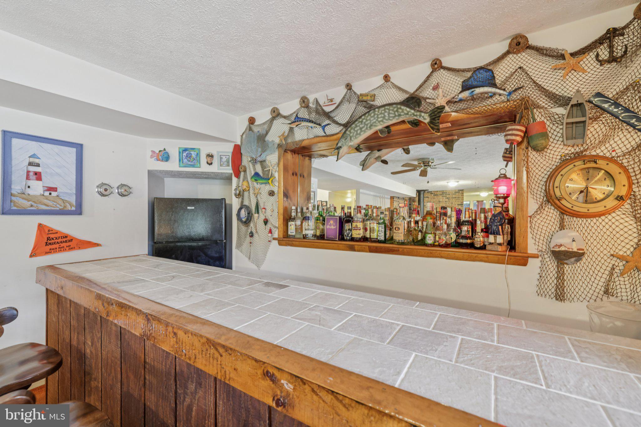 MIDDLE RIVER - Residential