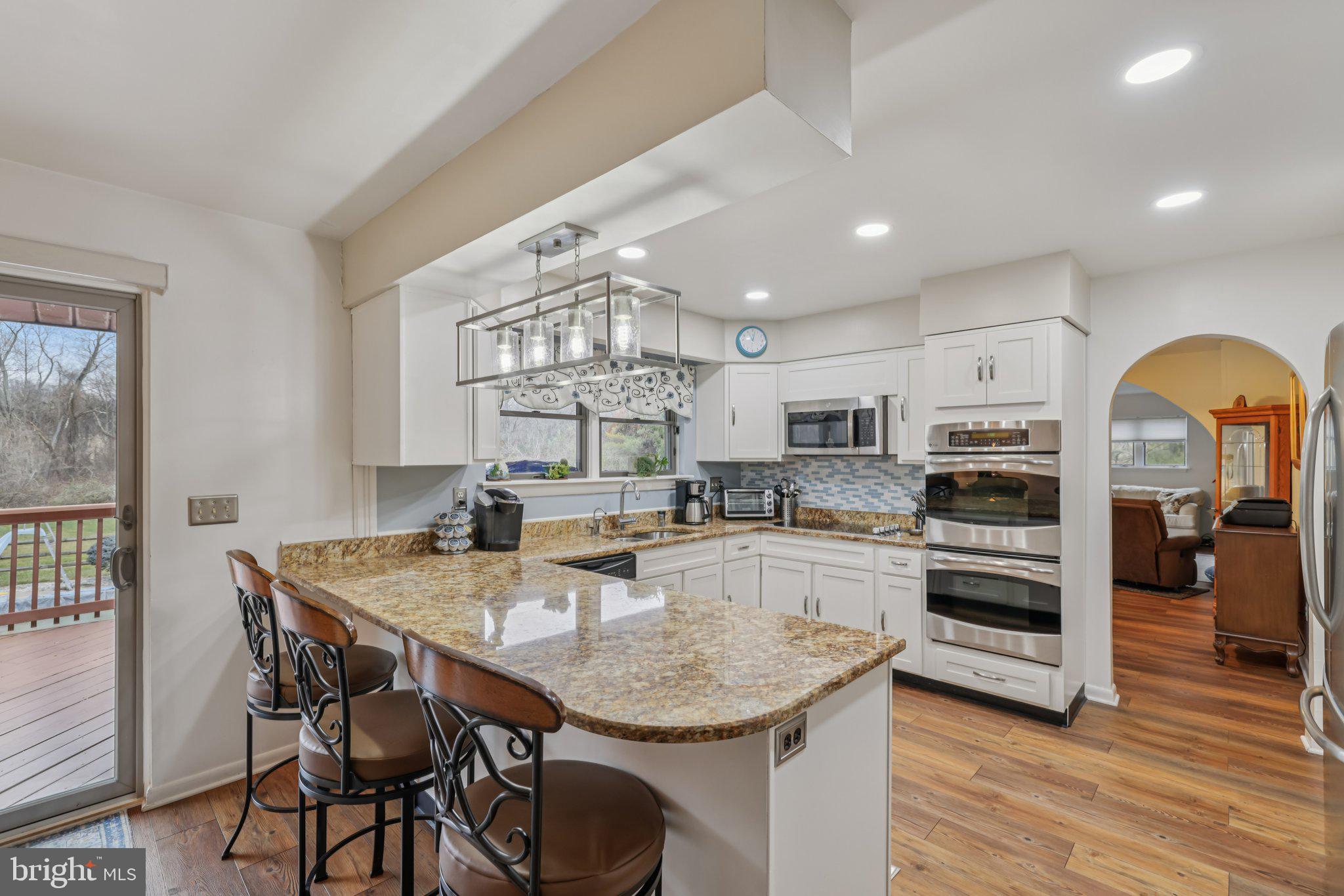 MIDDLE RIVER - Residential