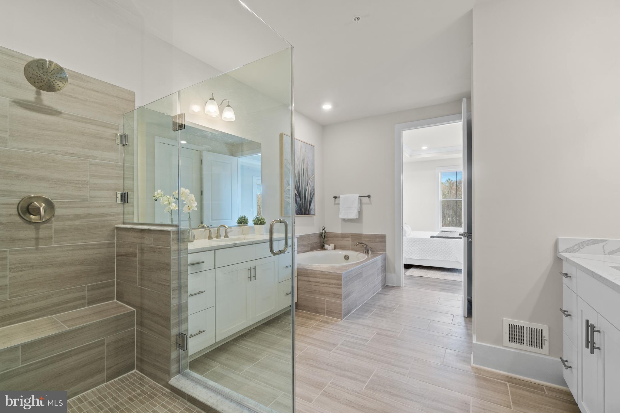 SENECA FARM - Residential