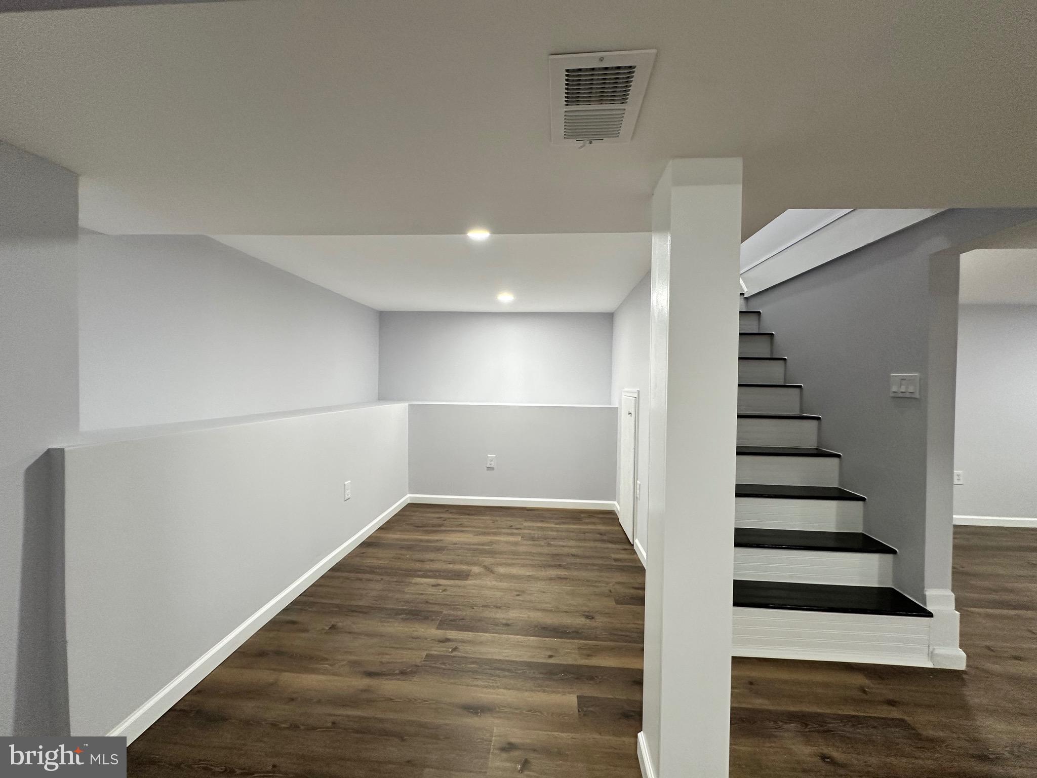 HIGH RIDGE - Residential