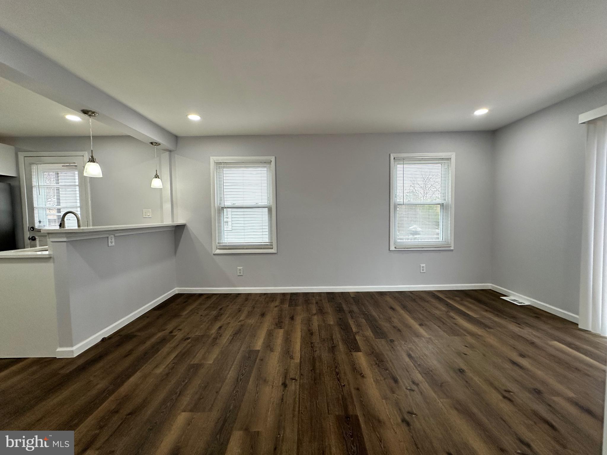 HIGH RIDGE - Residential