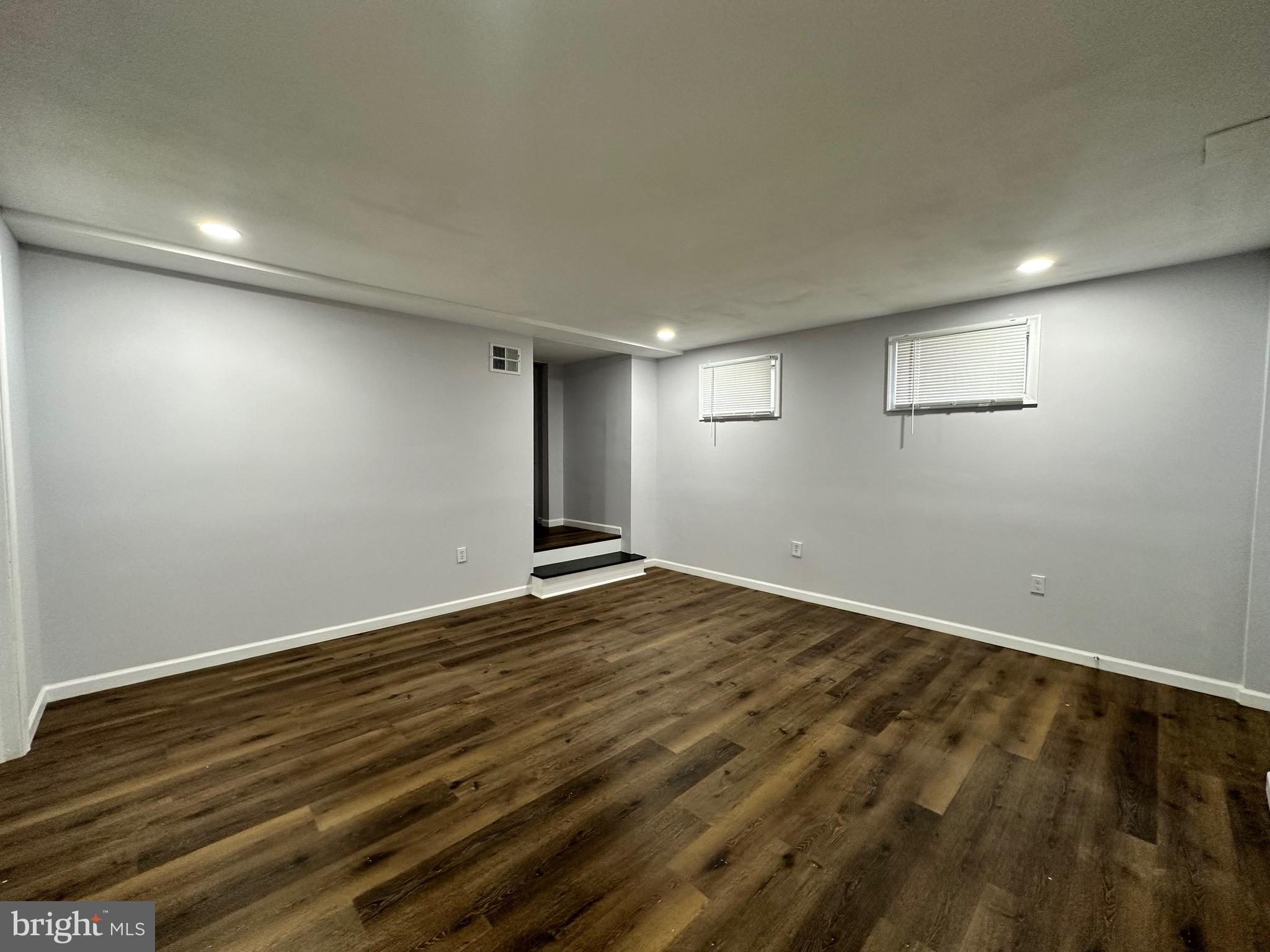 HIGH RIDGE - Residential