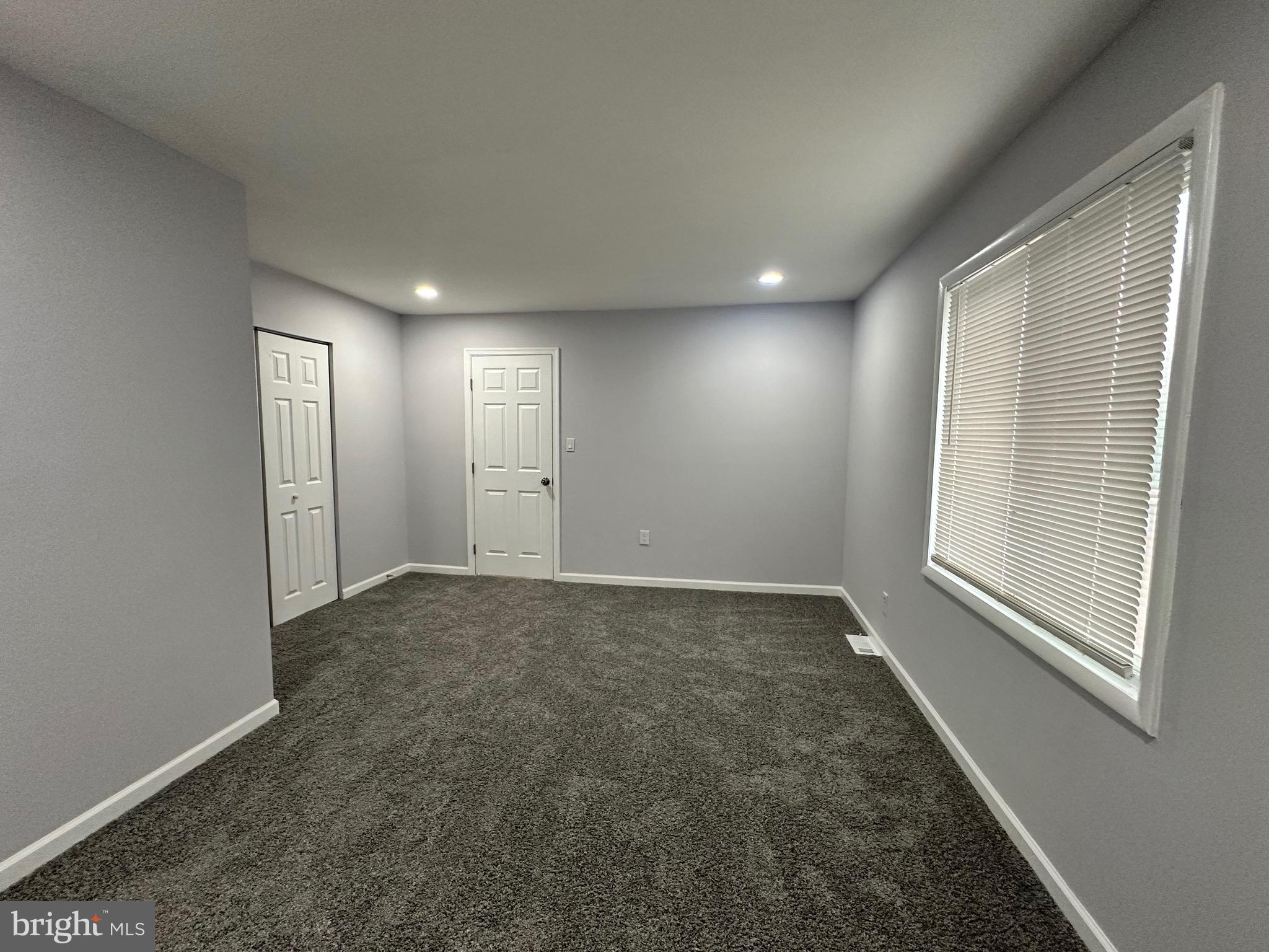 HIGH RIDGE - Residential