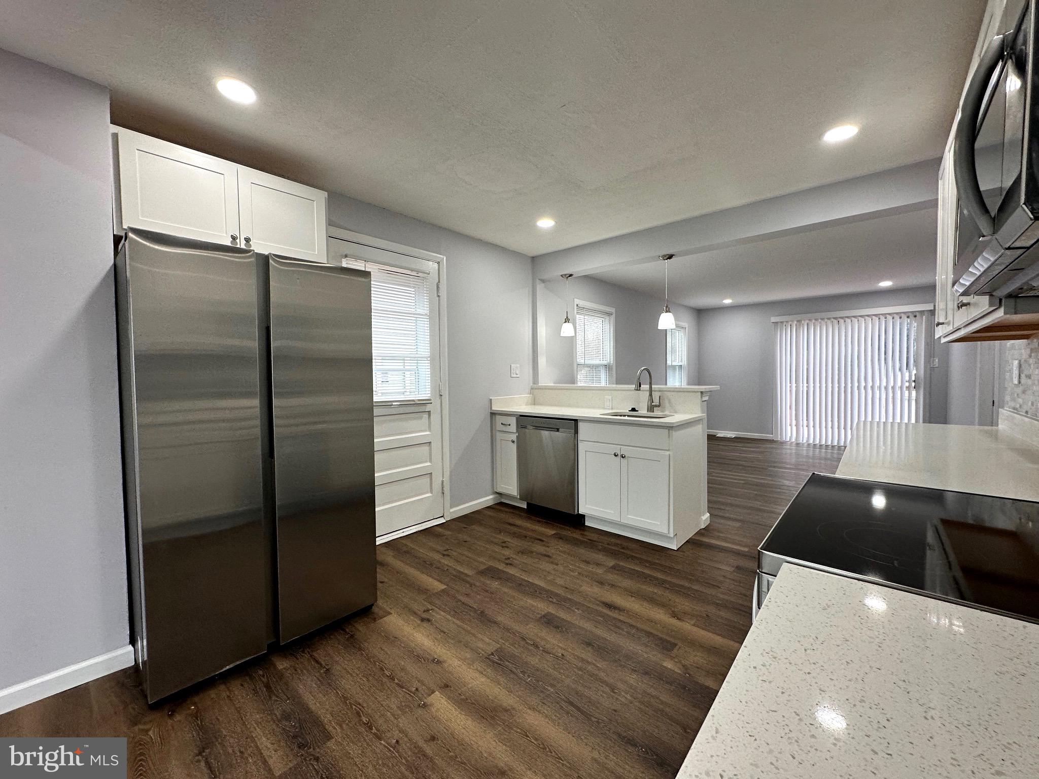 HIGH RIDGE - Residential