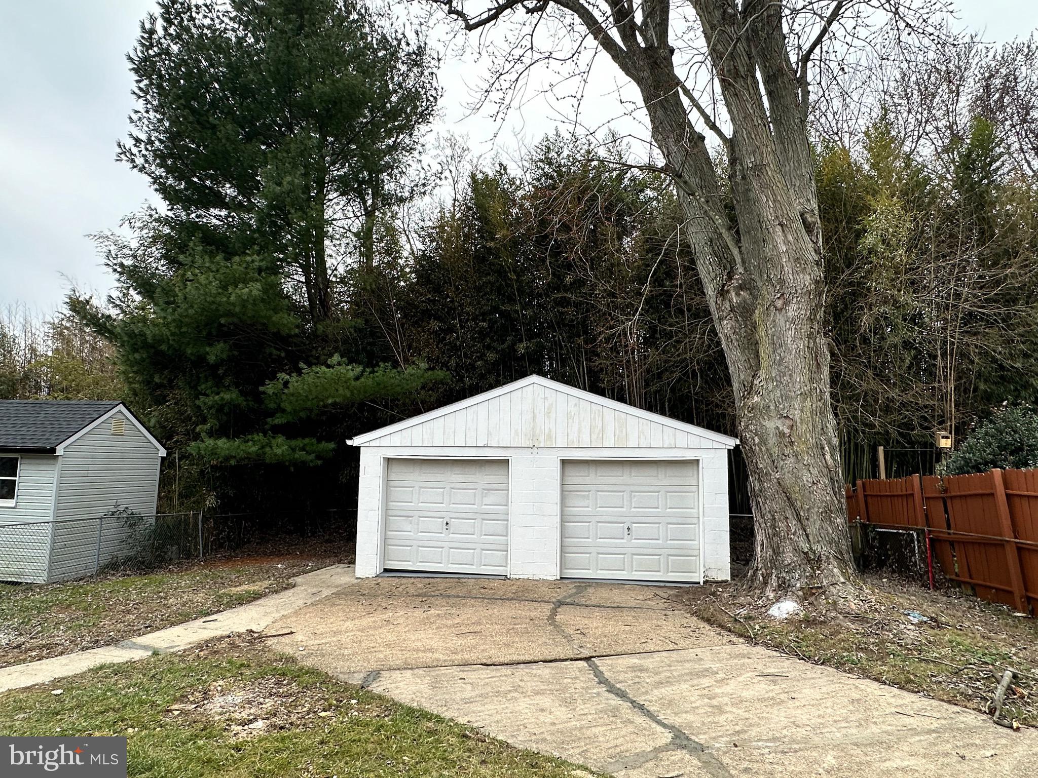 HIGH RIDGE - Residential