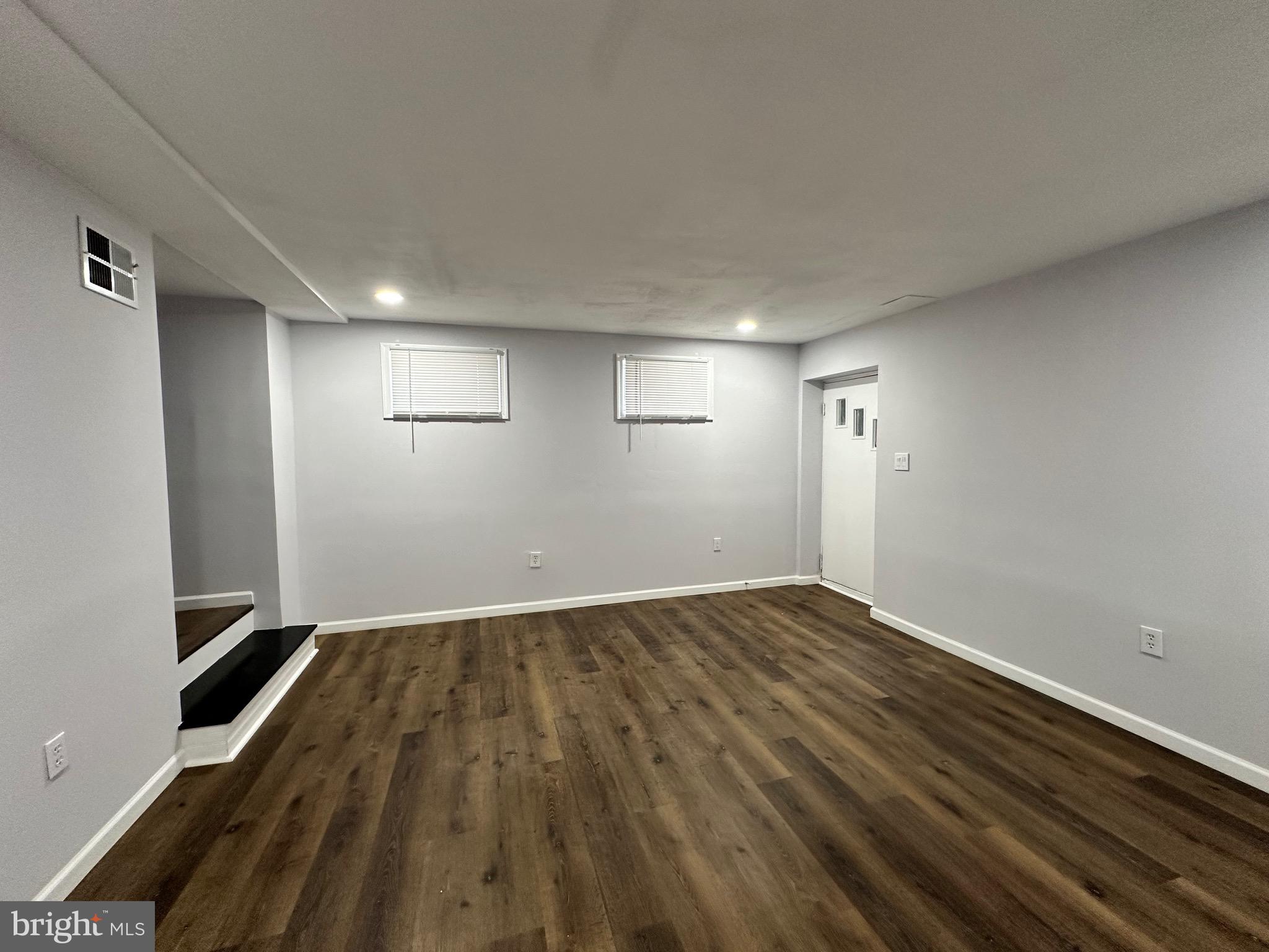 HIGH RIDGE - Residential