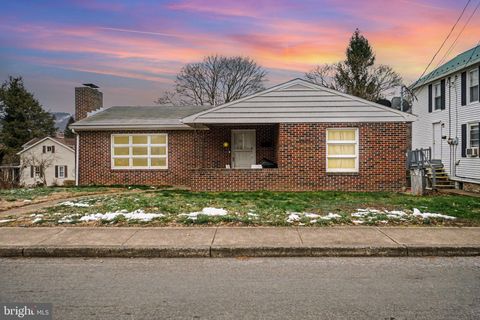 1026 N HIGH STREET DUNCANNON PA 17020