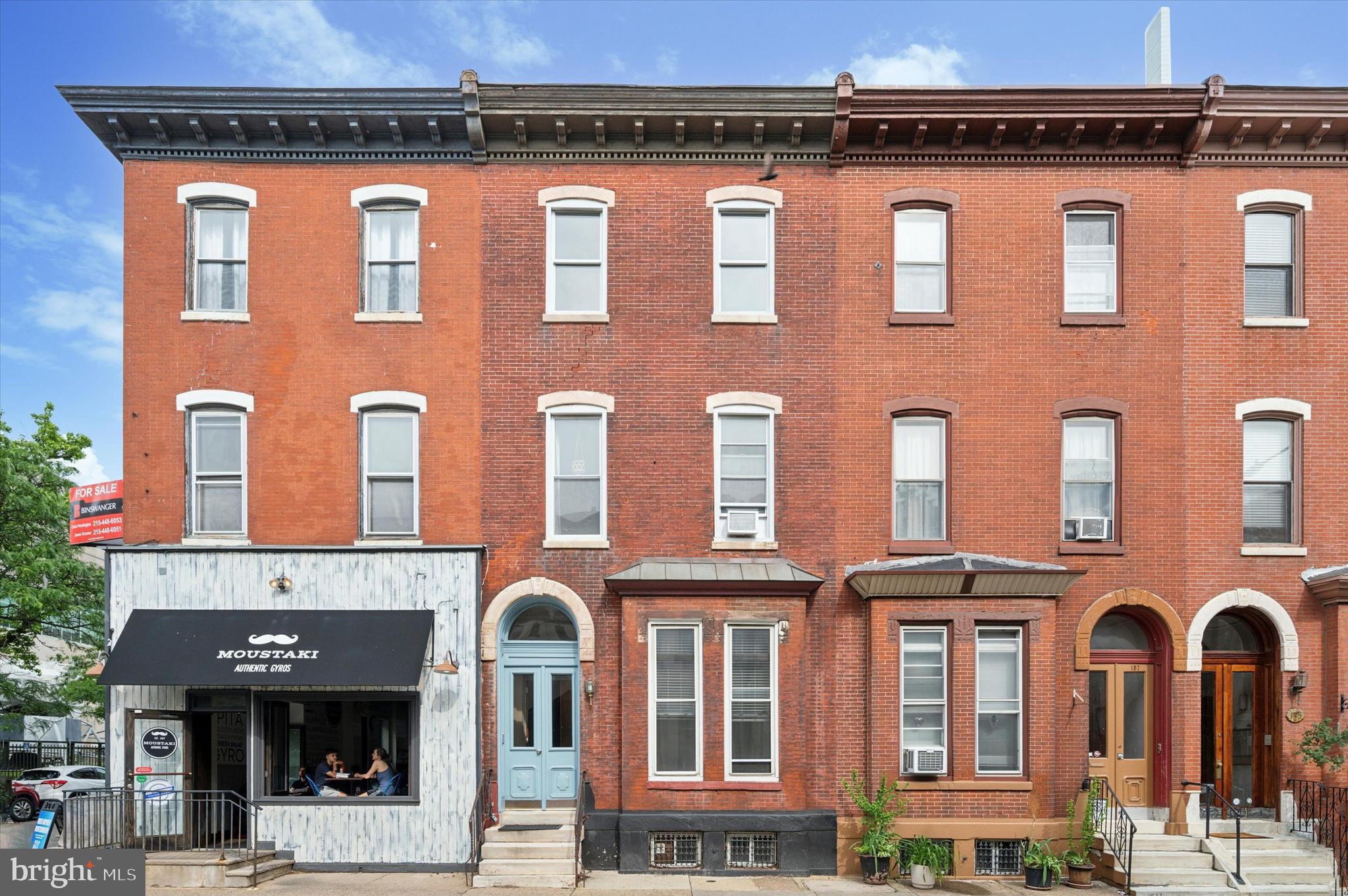 LOGAN SQUARE - Residential Lease