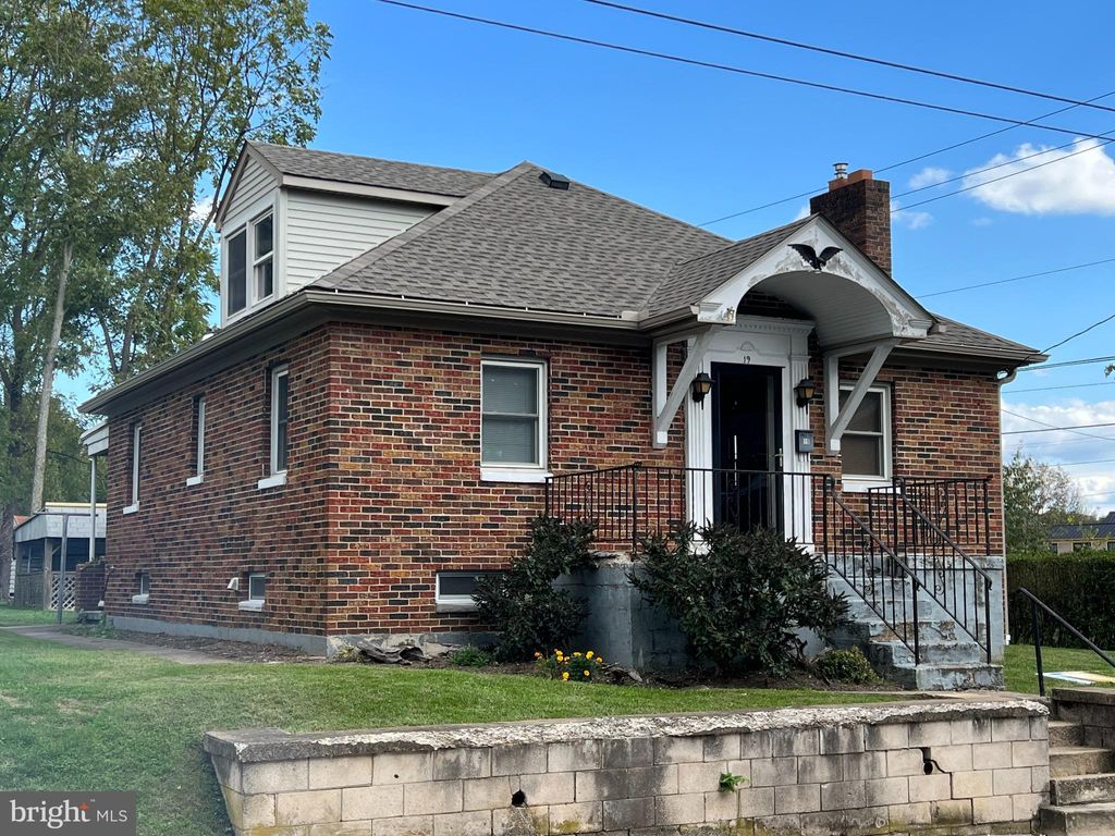 Photo of 19 N Bank Street, Marietta, PA 17547 (MLS # PALA2042090)