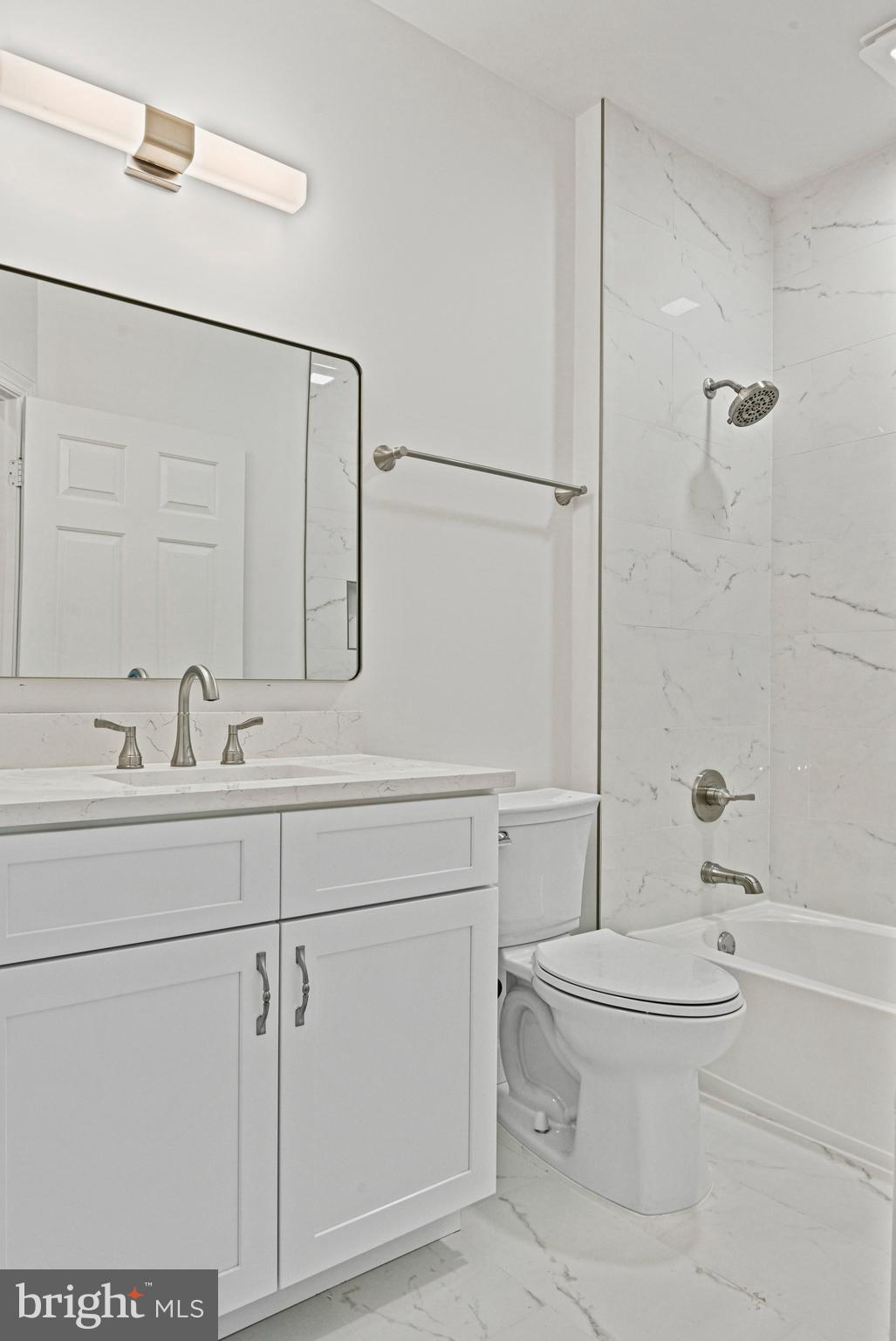 COURTHOUSE COMMONS - Residential