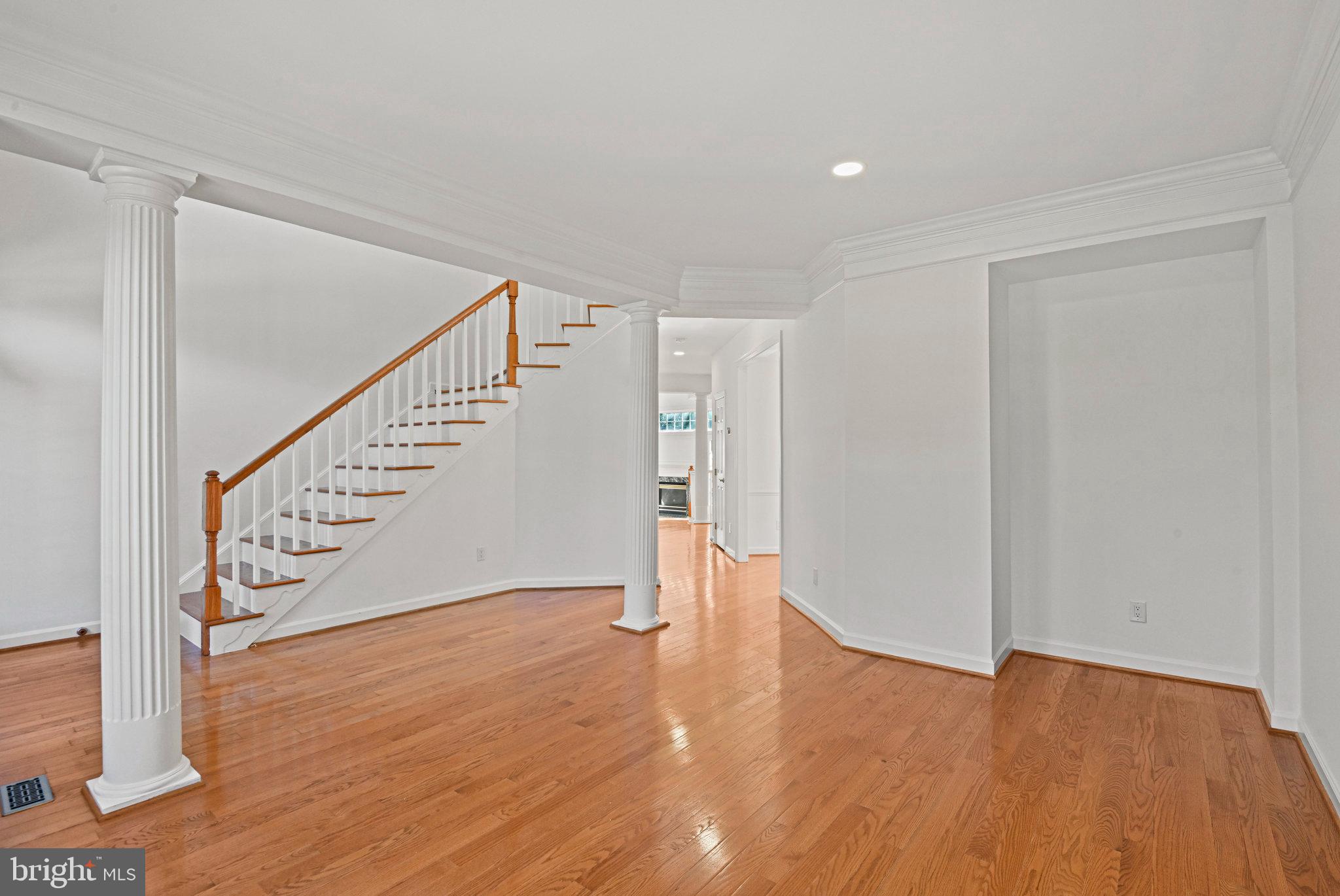 COURTHOUSE COMMONS - Residential