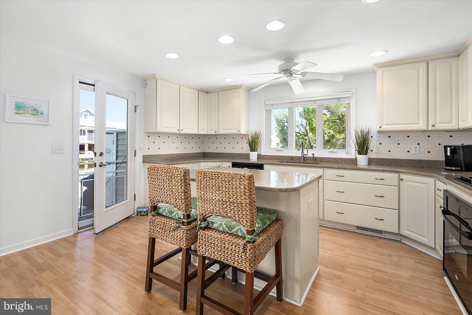 YORK BEACH - Residential