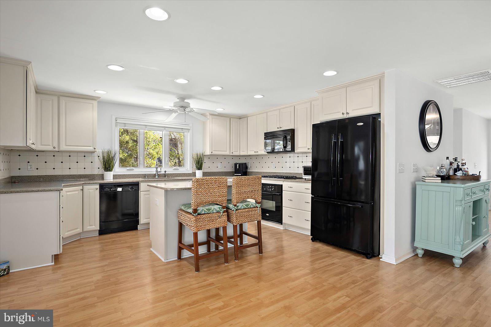 YORK BEACH - Residential