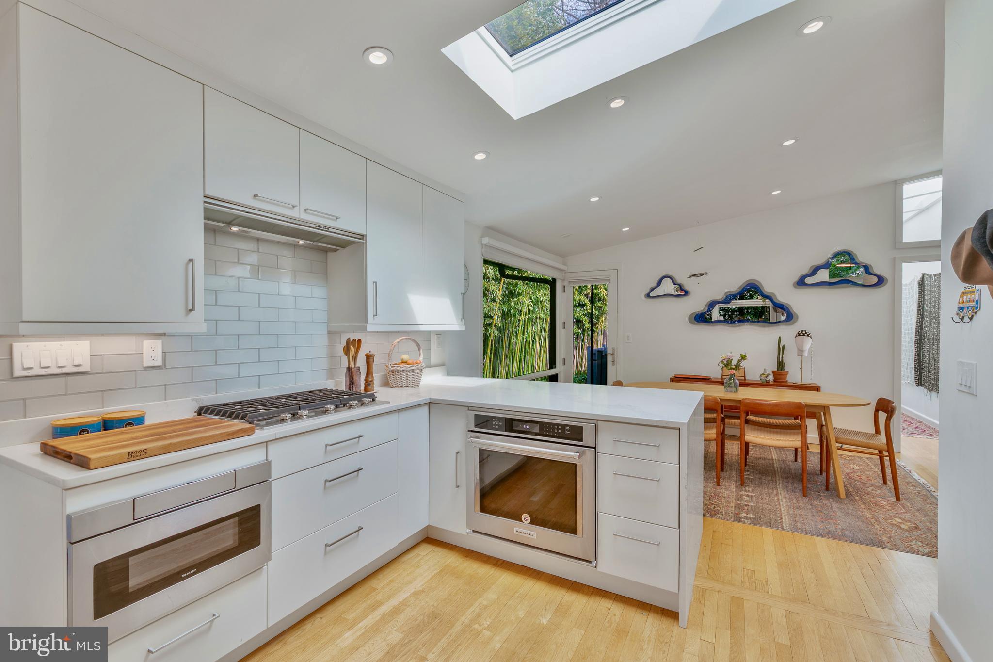 HIGH POINT - Residential