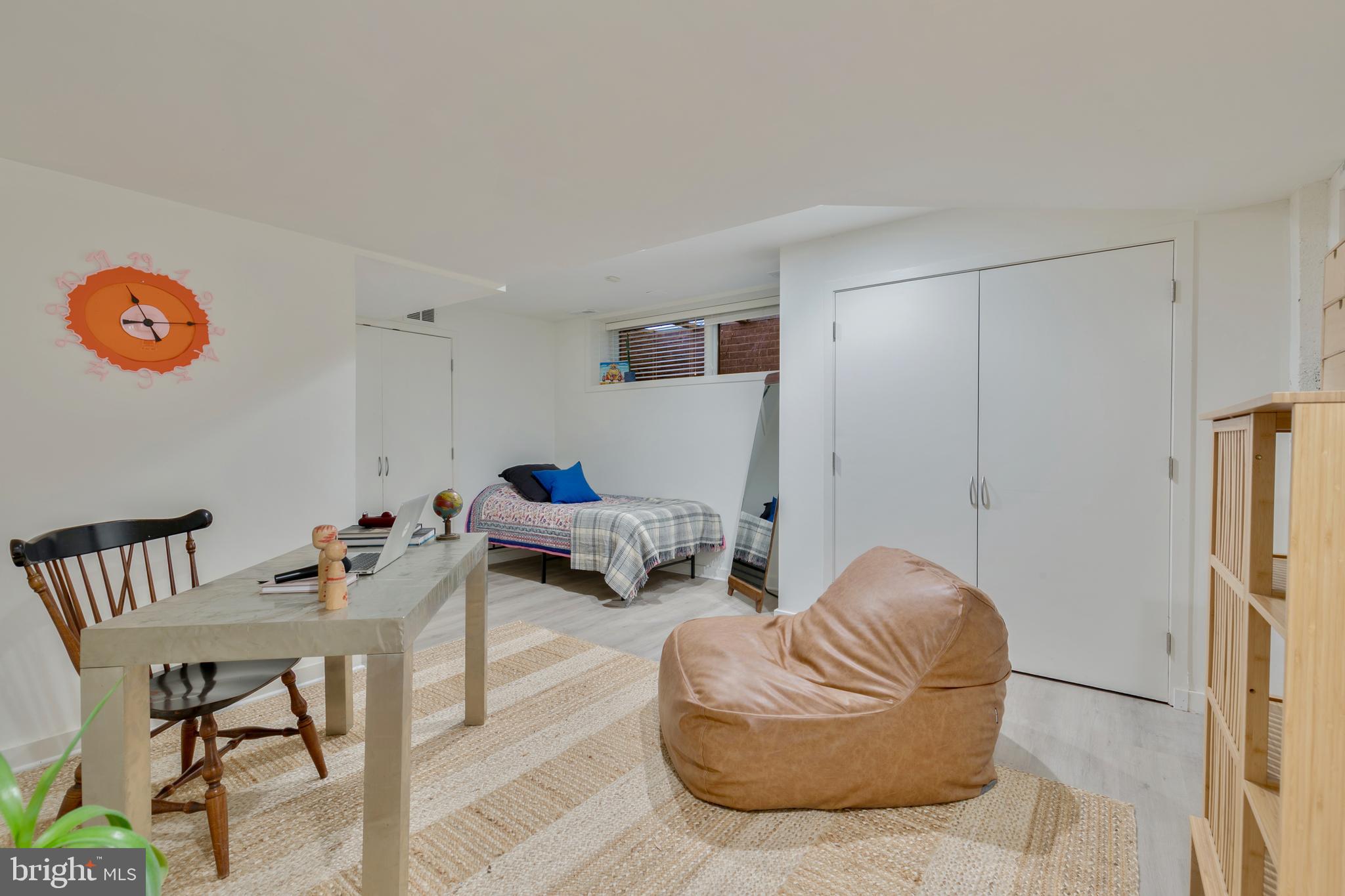 HIGH POINT - Residential