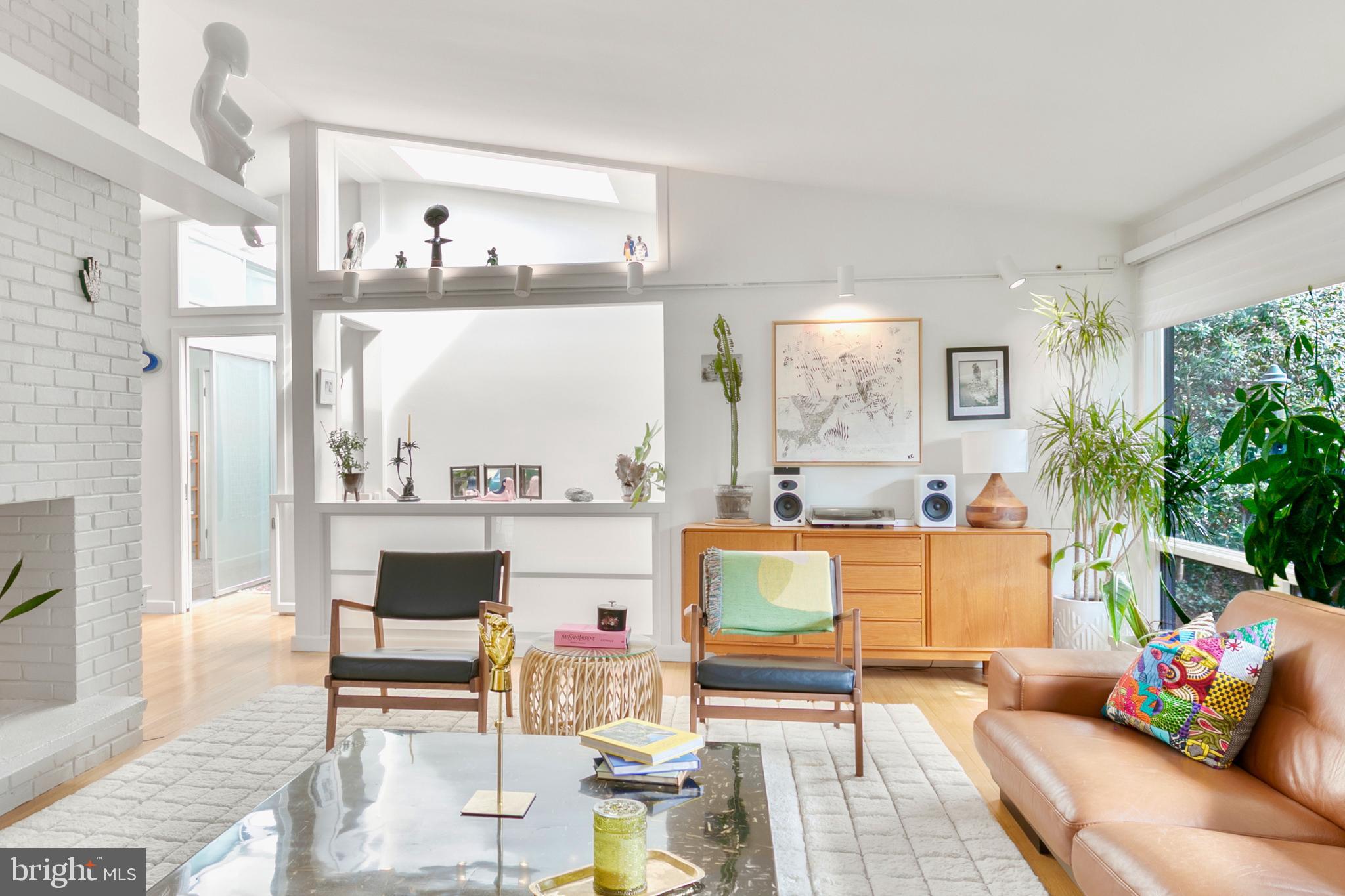 HIGH POINT - Residential