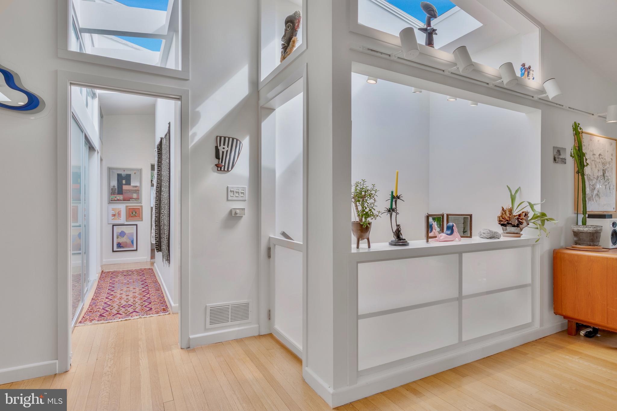 HIGH POINT - Residential