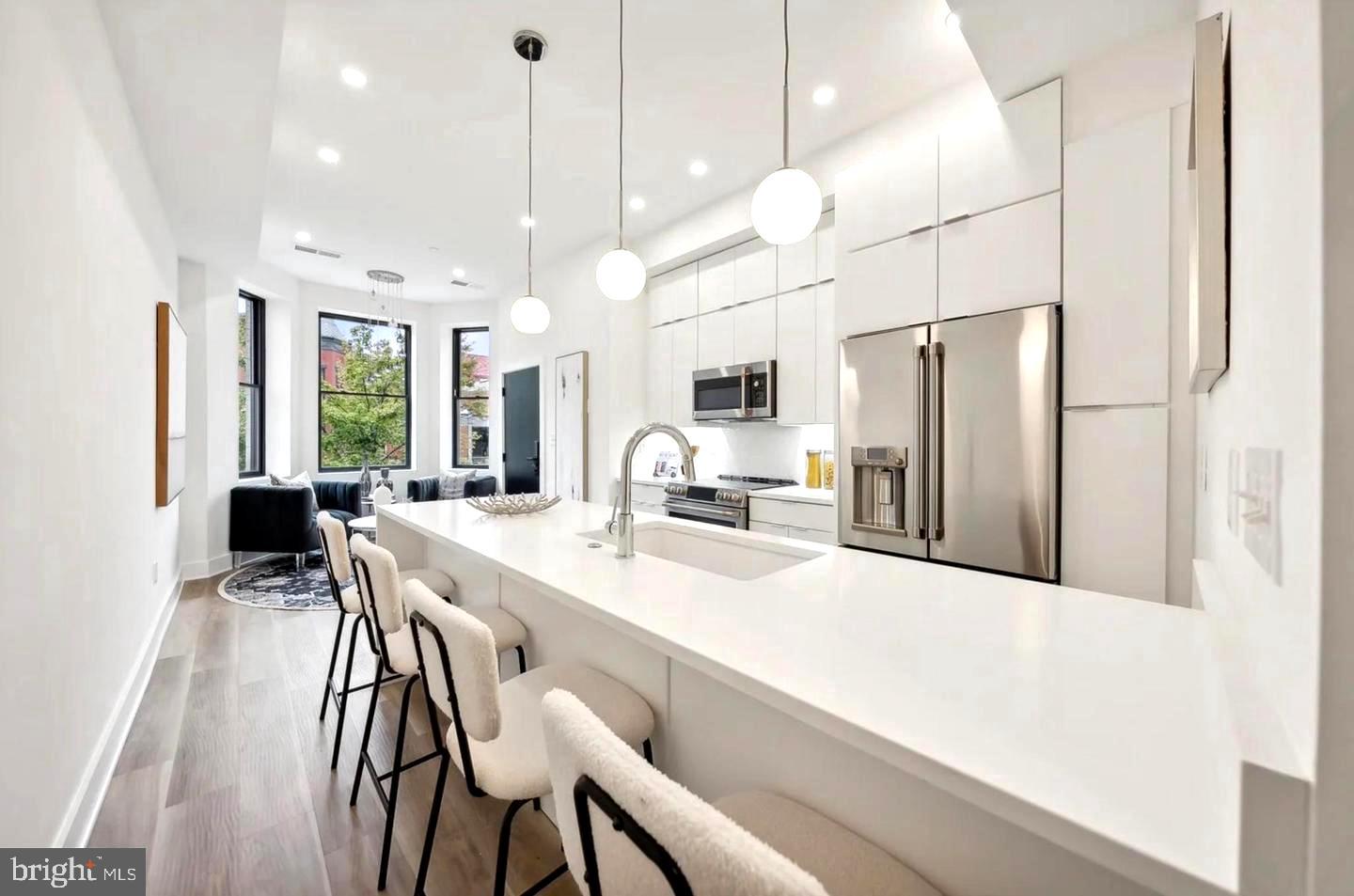 2015 13TH STREET NW 2