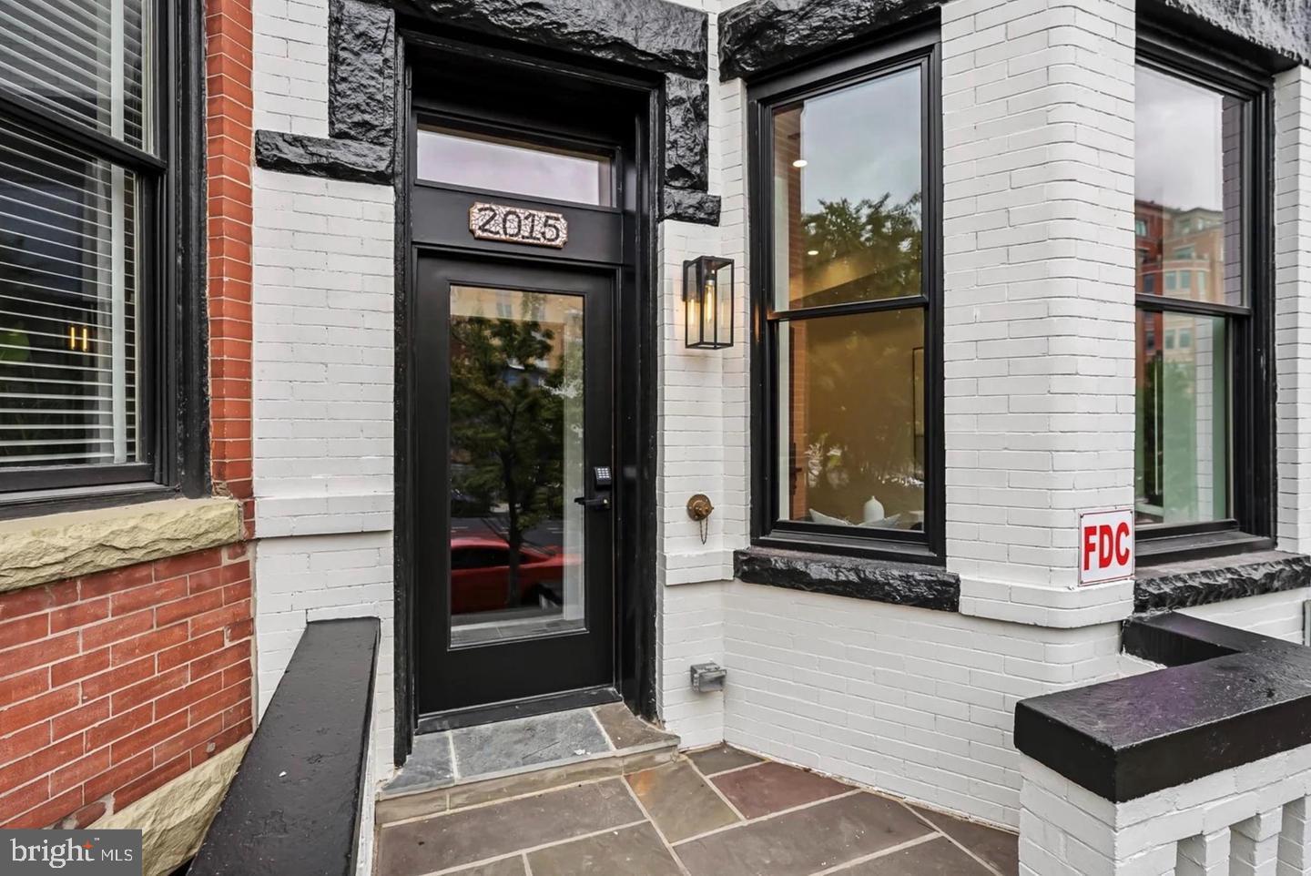 2015 13TH STREET NW 2