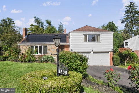 Photo of 1605 Hillcrest Road, GLENSIDE, PA 19038 (MLS # PAMC2190716)