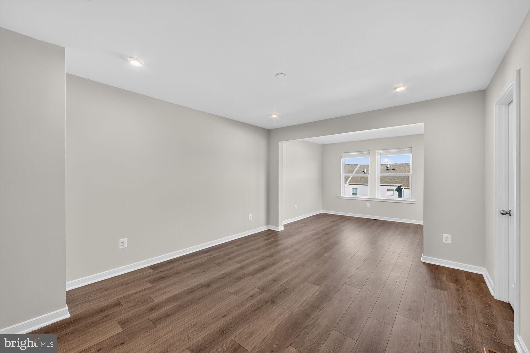 CHERRYVIEW LANDING - Residential Lease