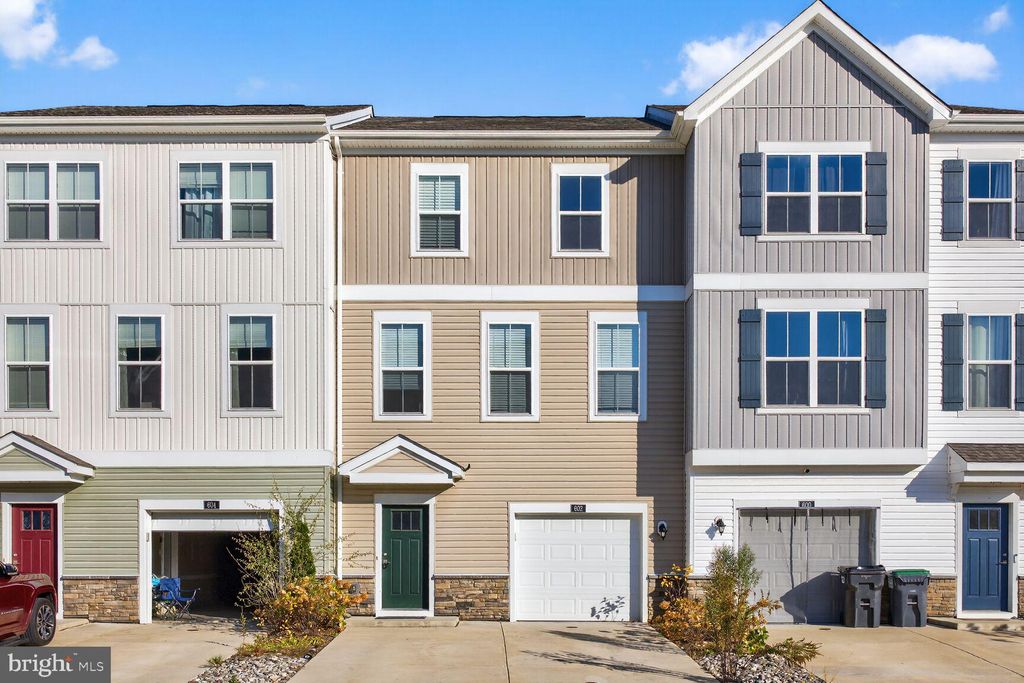 Photo of 602 Cherryview Drive, FREDERICKSBURG, VA 22405 (MLS # VAST2044002)