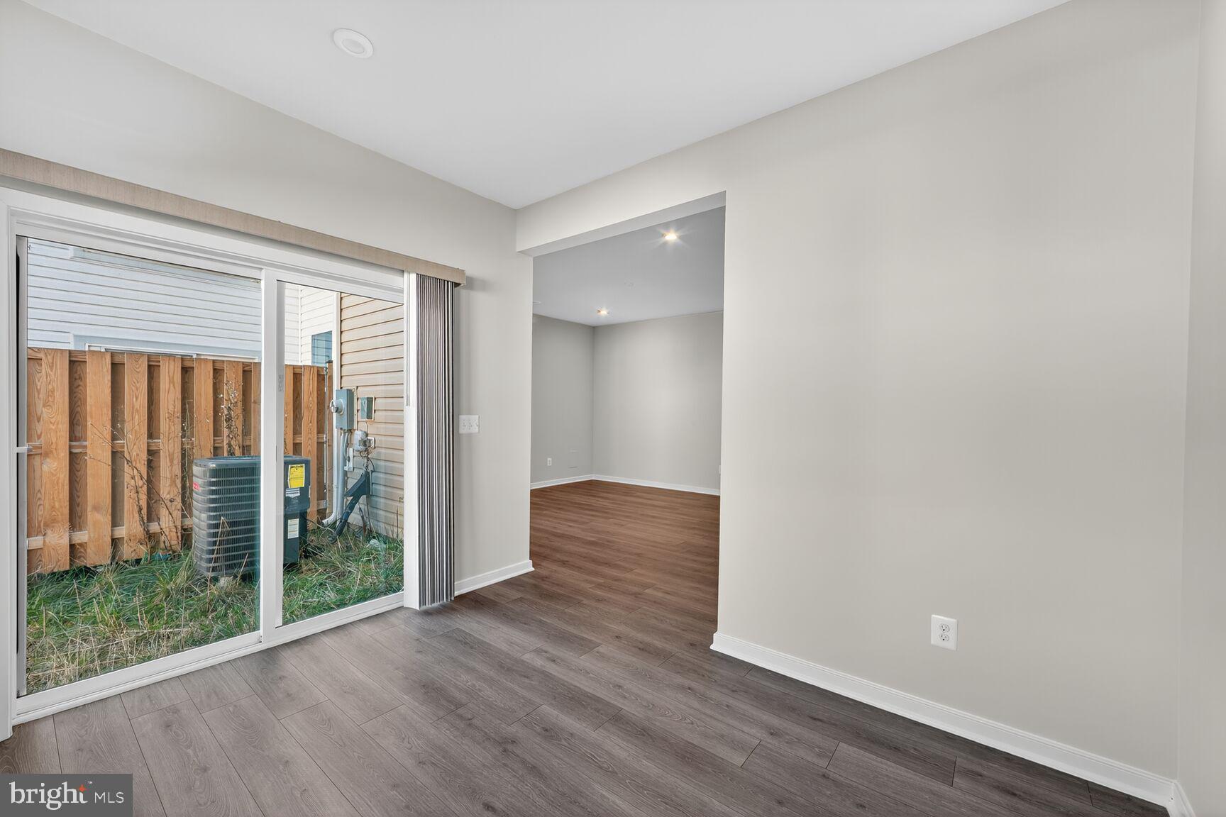 CHERRYVIEW LANDING - Residential Lease