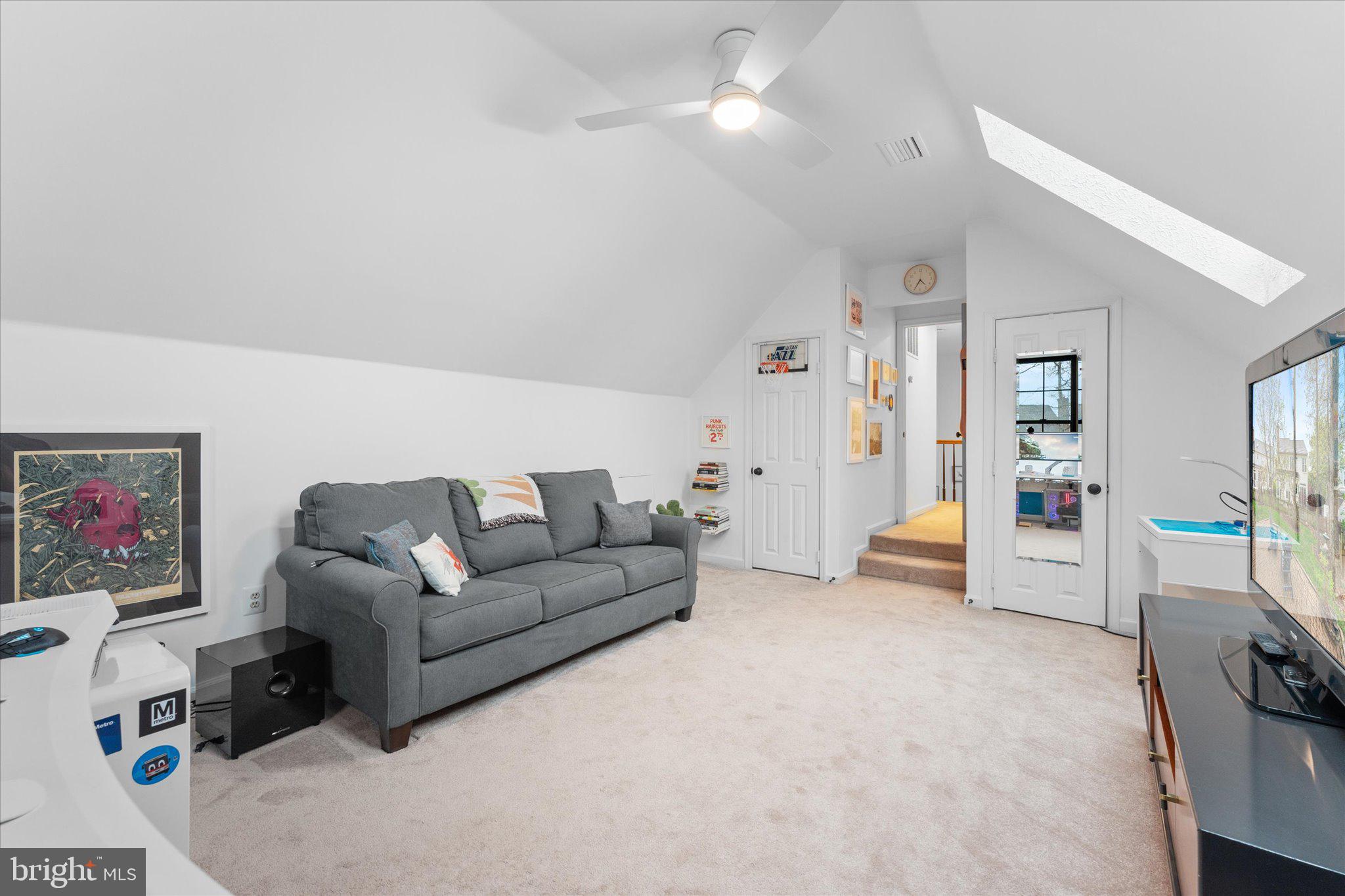 ASHBURN VILLAGE - Residential