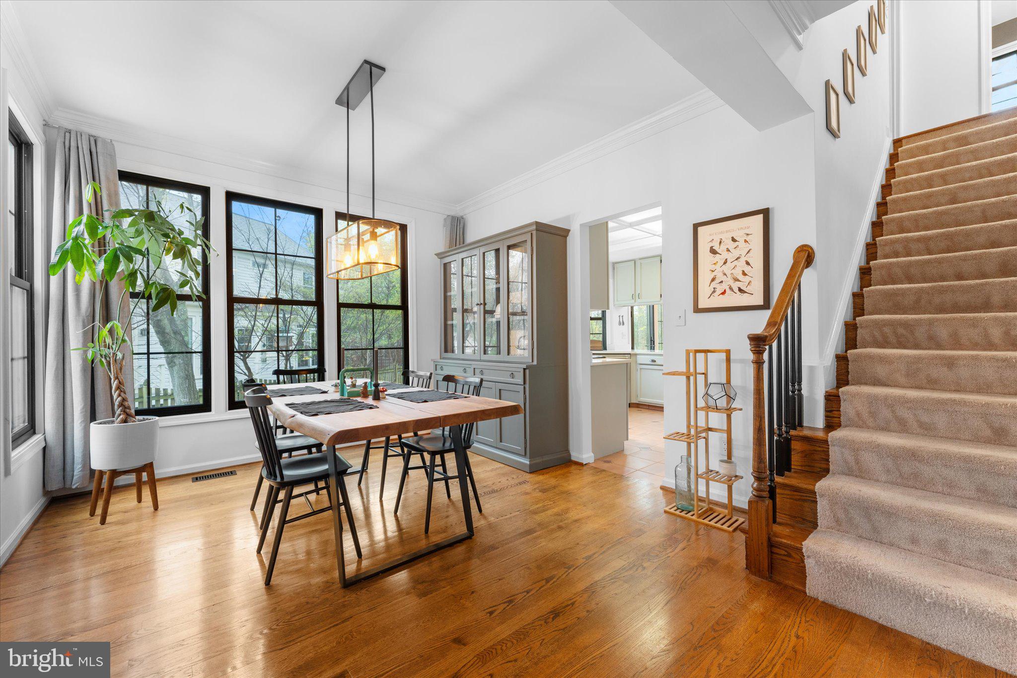 ASHBURN VILLAGE - Residential