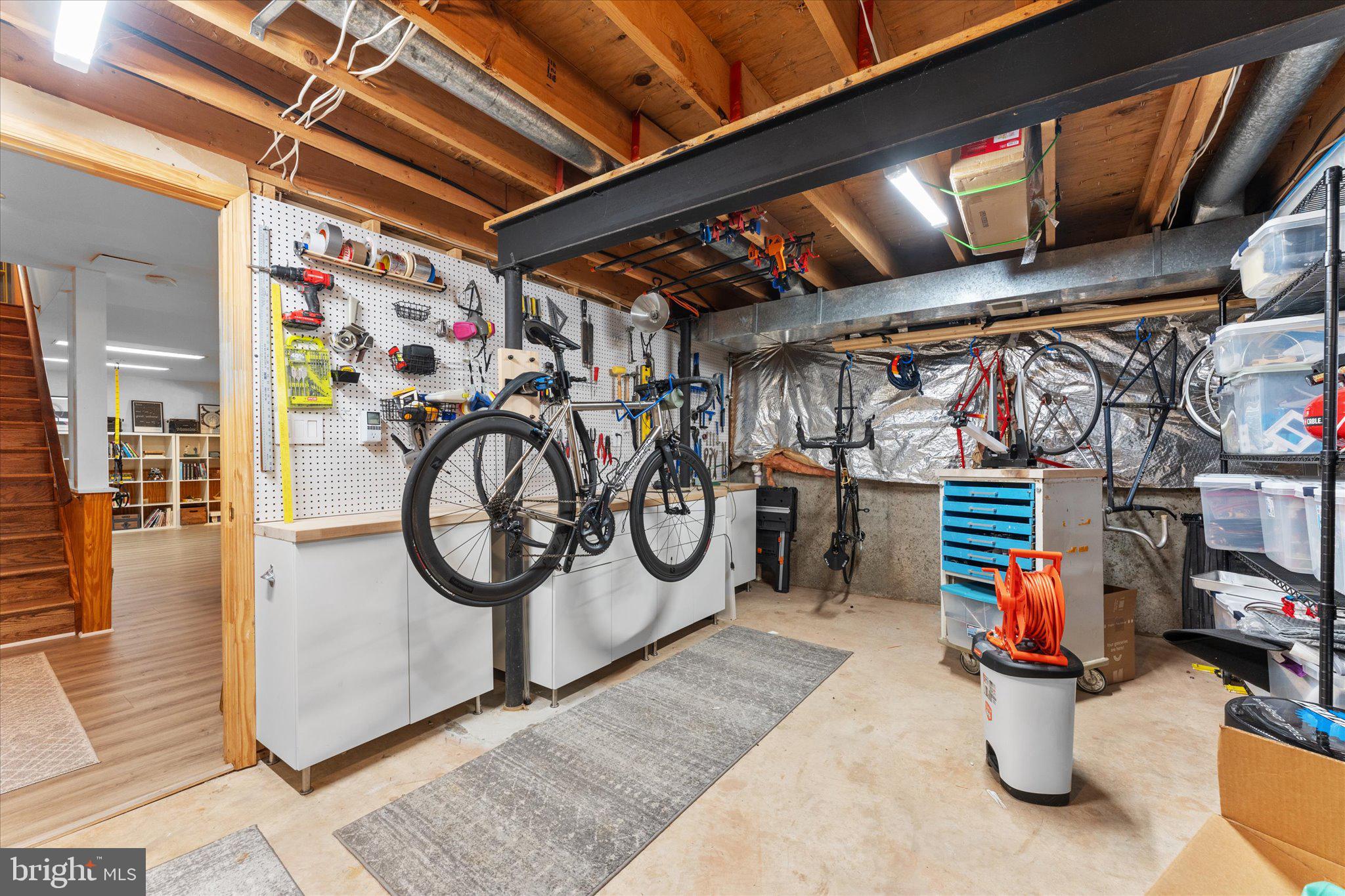 ASHBURN VILLAGE - Residential