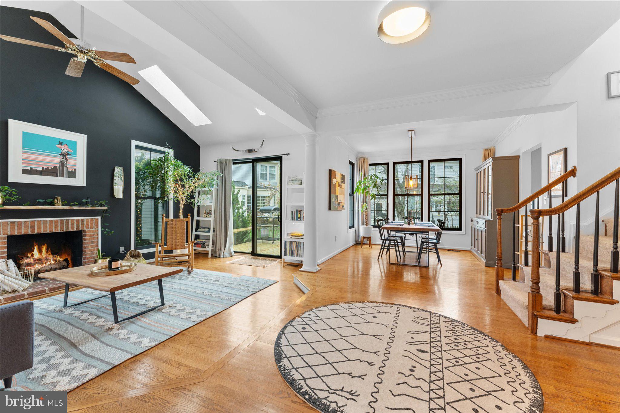 ASHBURN VILLAGE - Residential