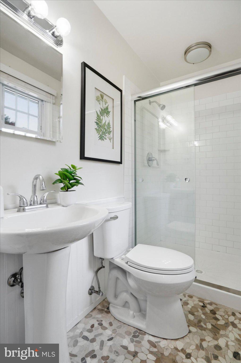 MEADOWLAND - Residential