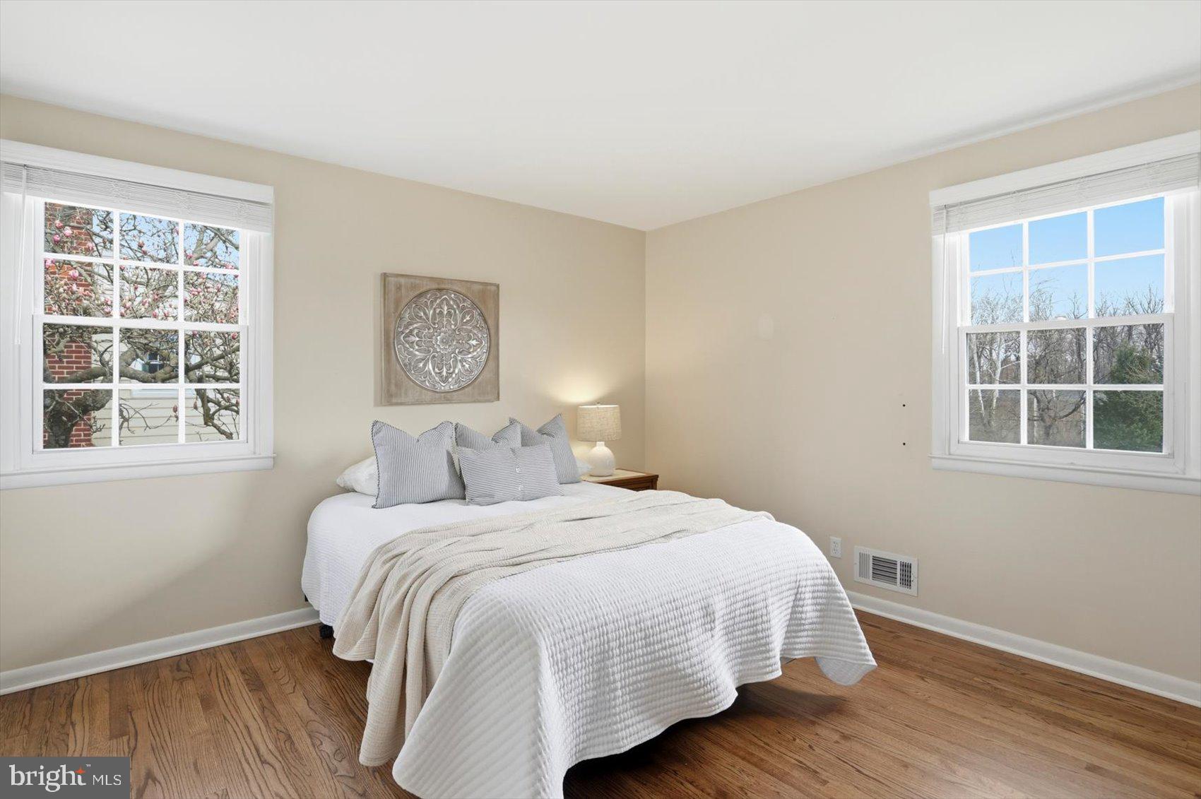 MEADOWLAND - Residential