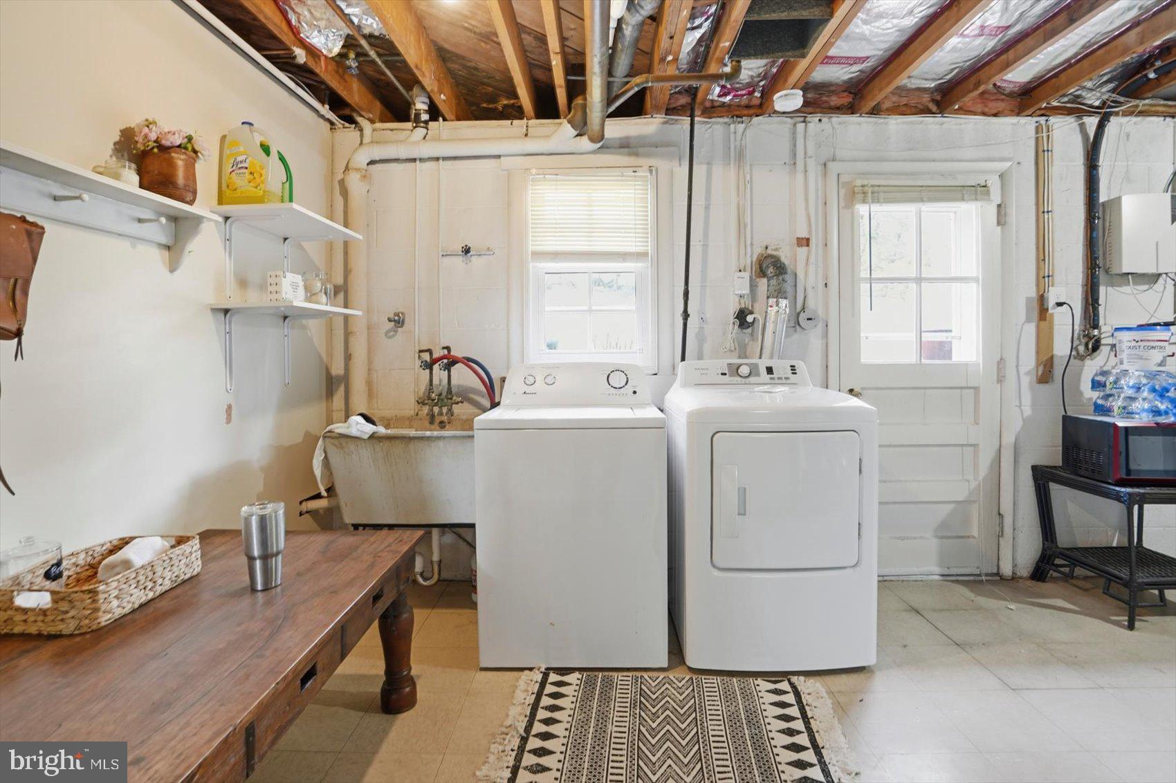 MEADOWLAND - Residential