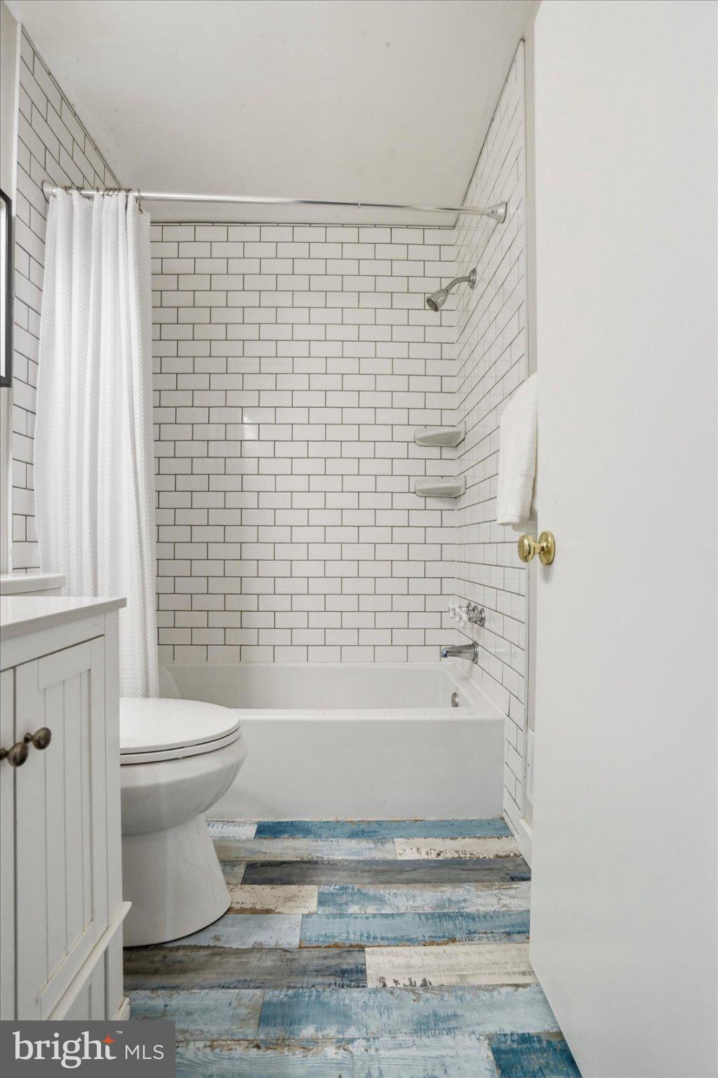 MEADOWLAND - Residential