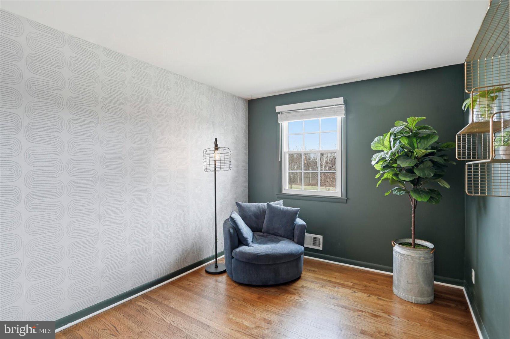 MEADOWLAND - Residential