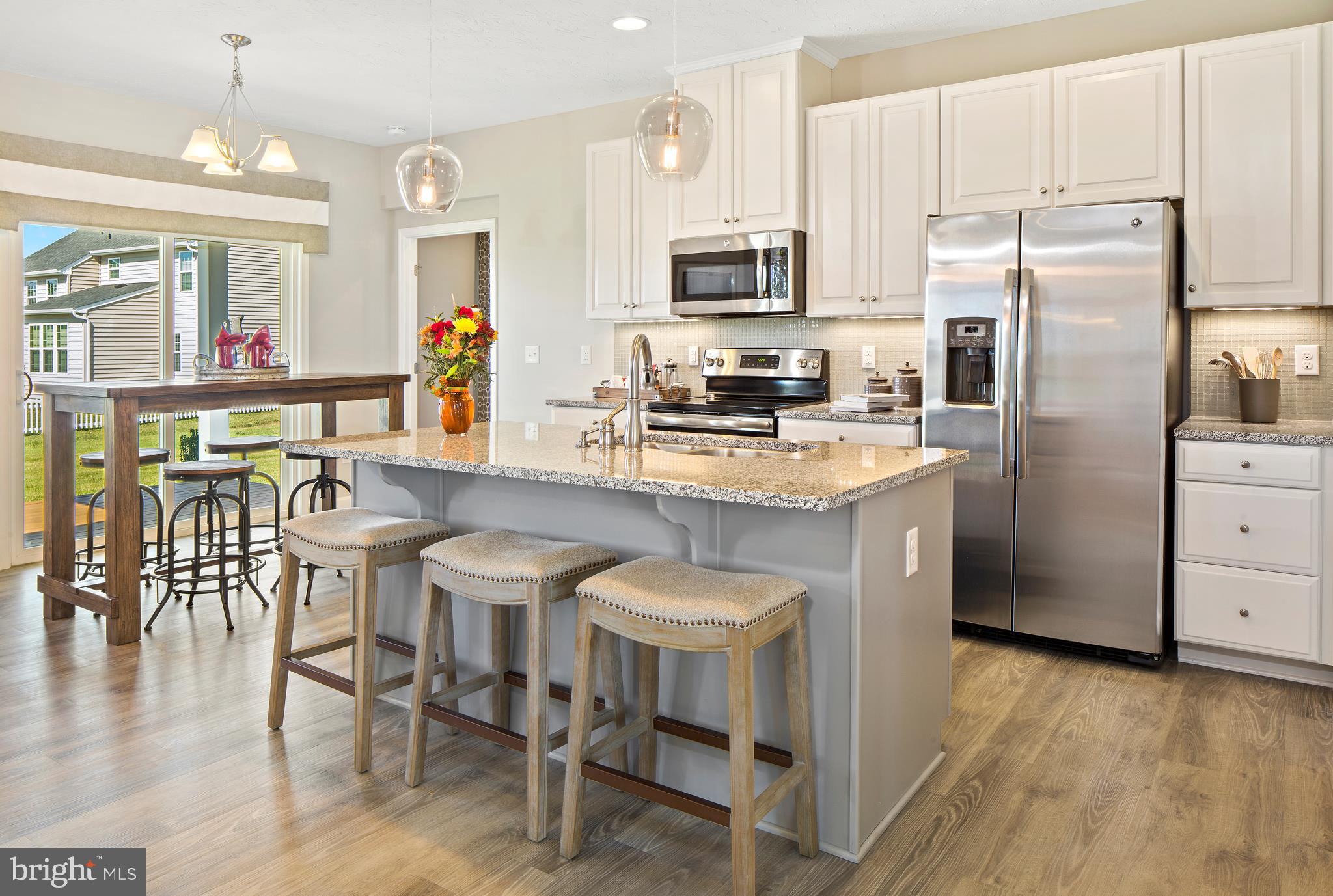 WOODBOURNE MANOR - Residential