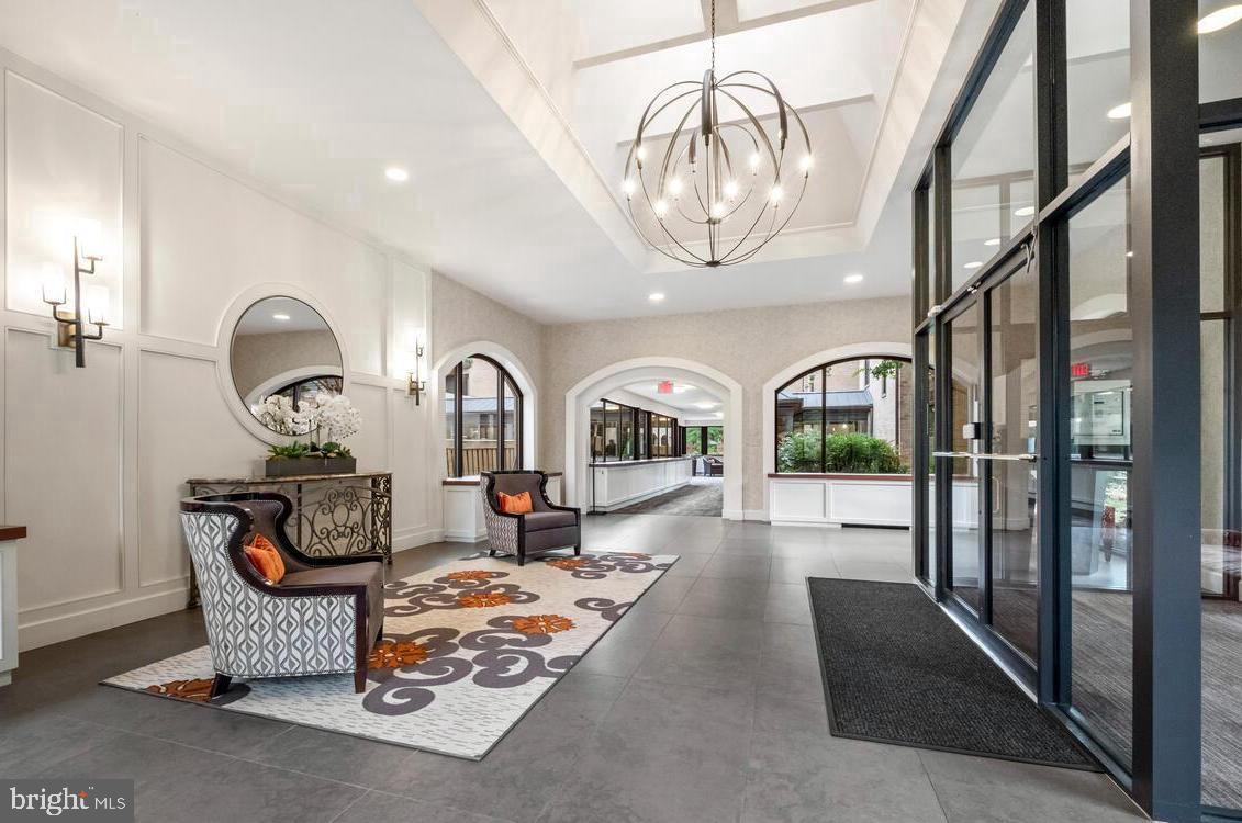 OLD GEORGETOWN VILLAGE - Residential