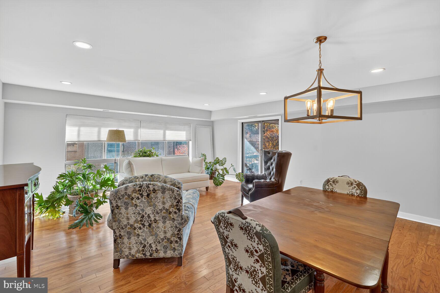 OLD GEORGETOWN VILLAGE - Residential