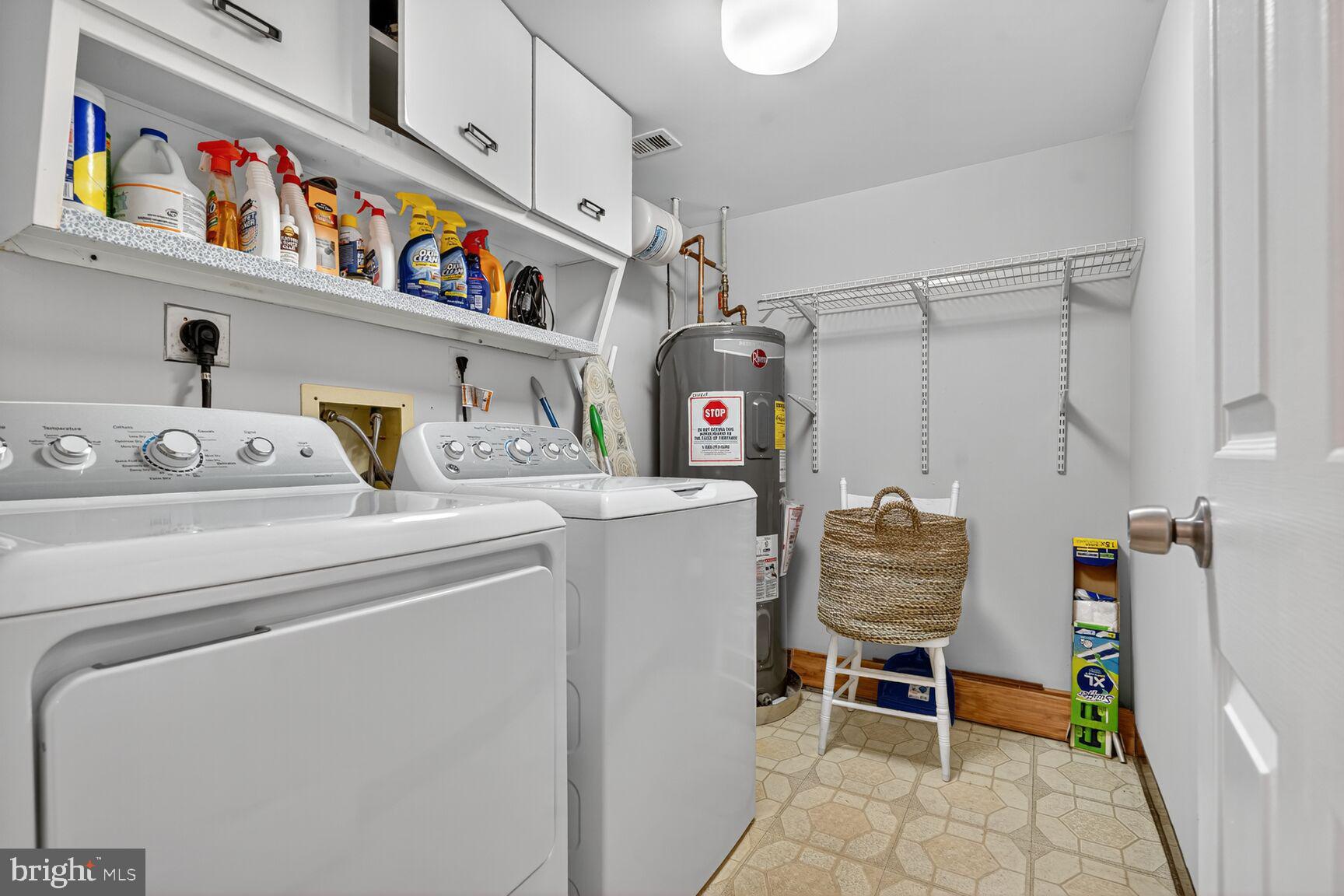 OLD GEORGETOWN VILLAGE - Residential