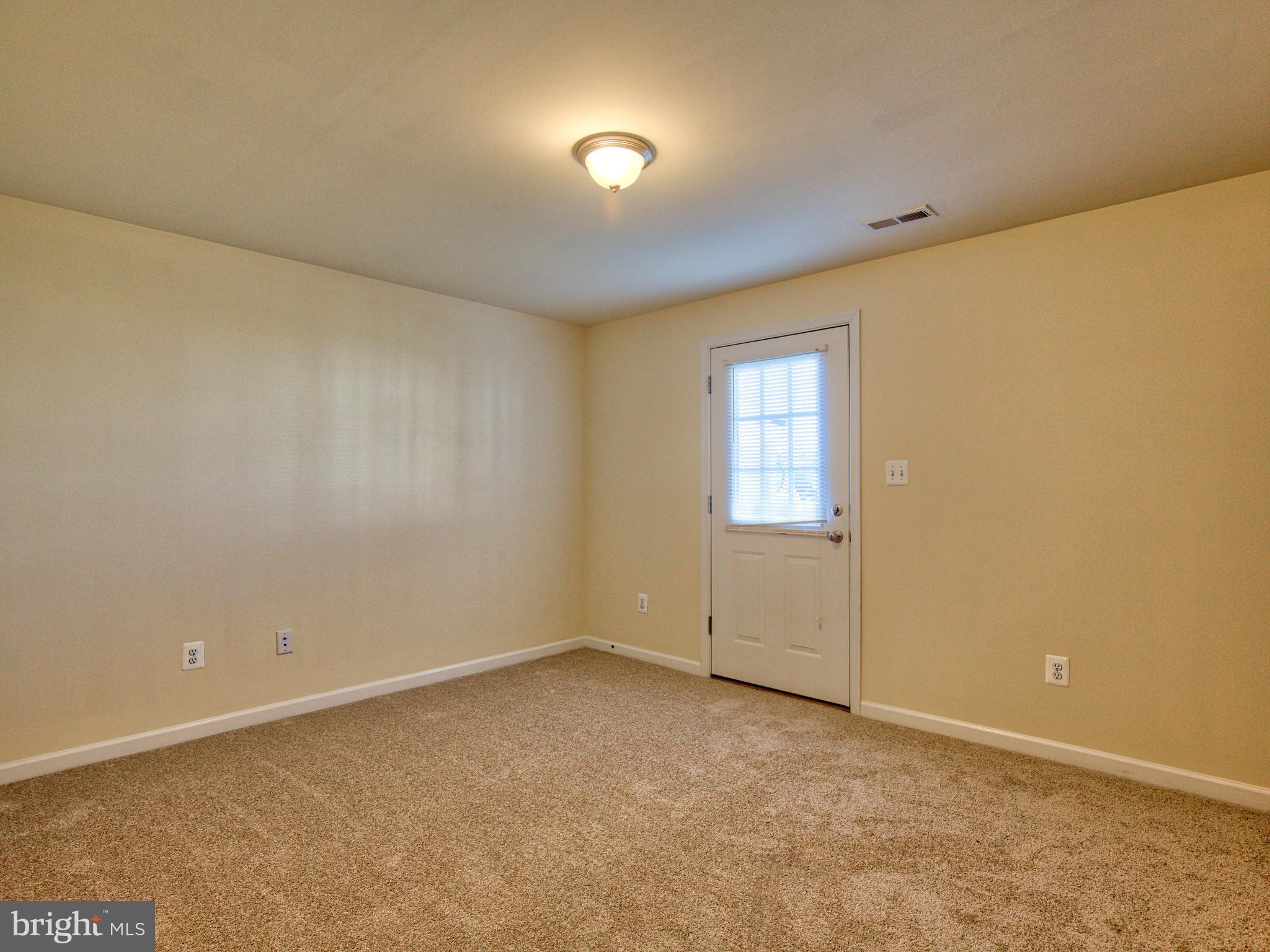 LAKELAND PLACE - Residential